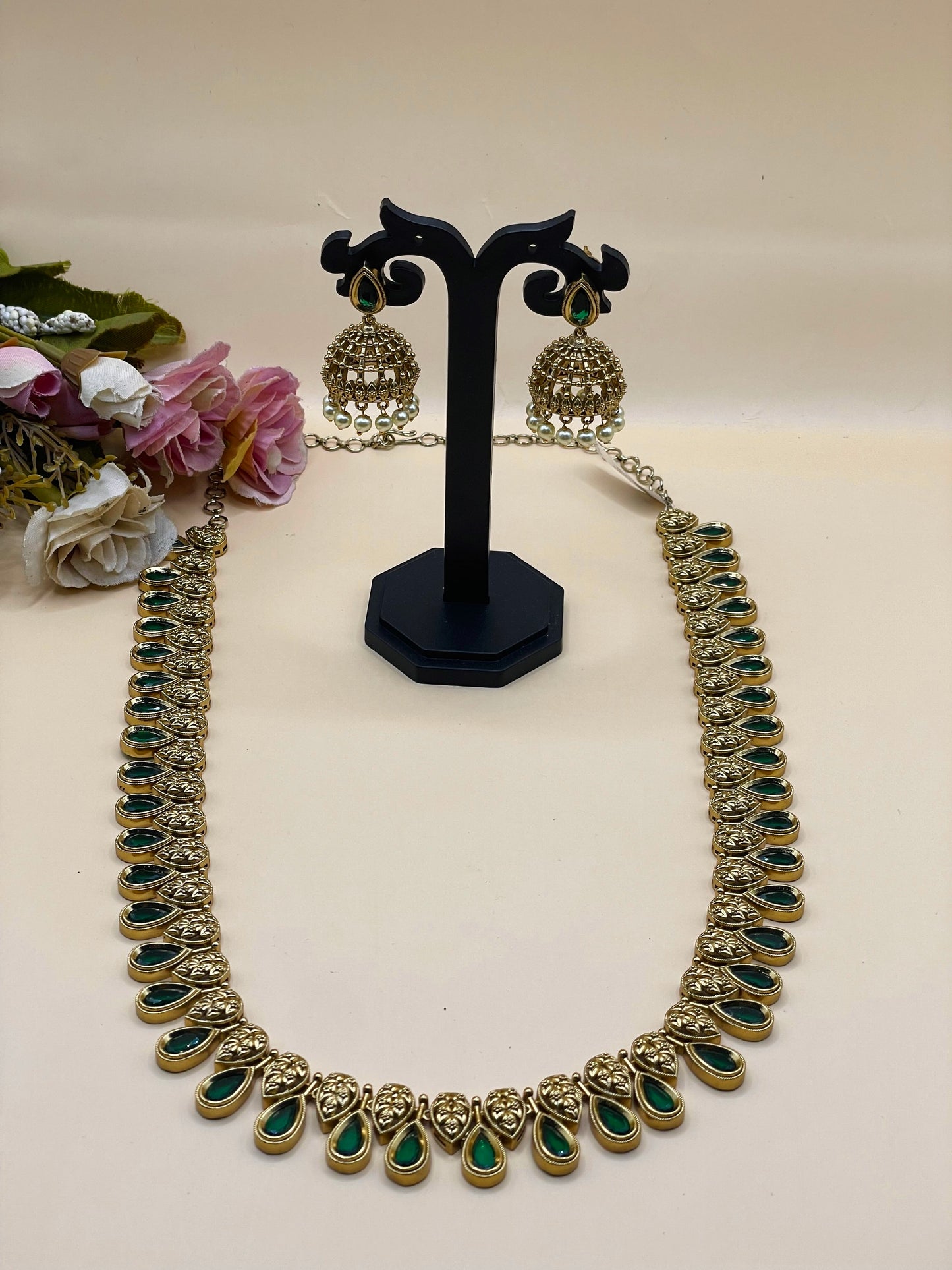 Emerald Teardrop haaram