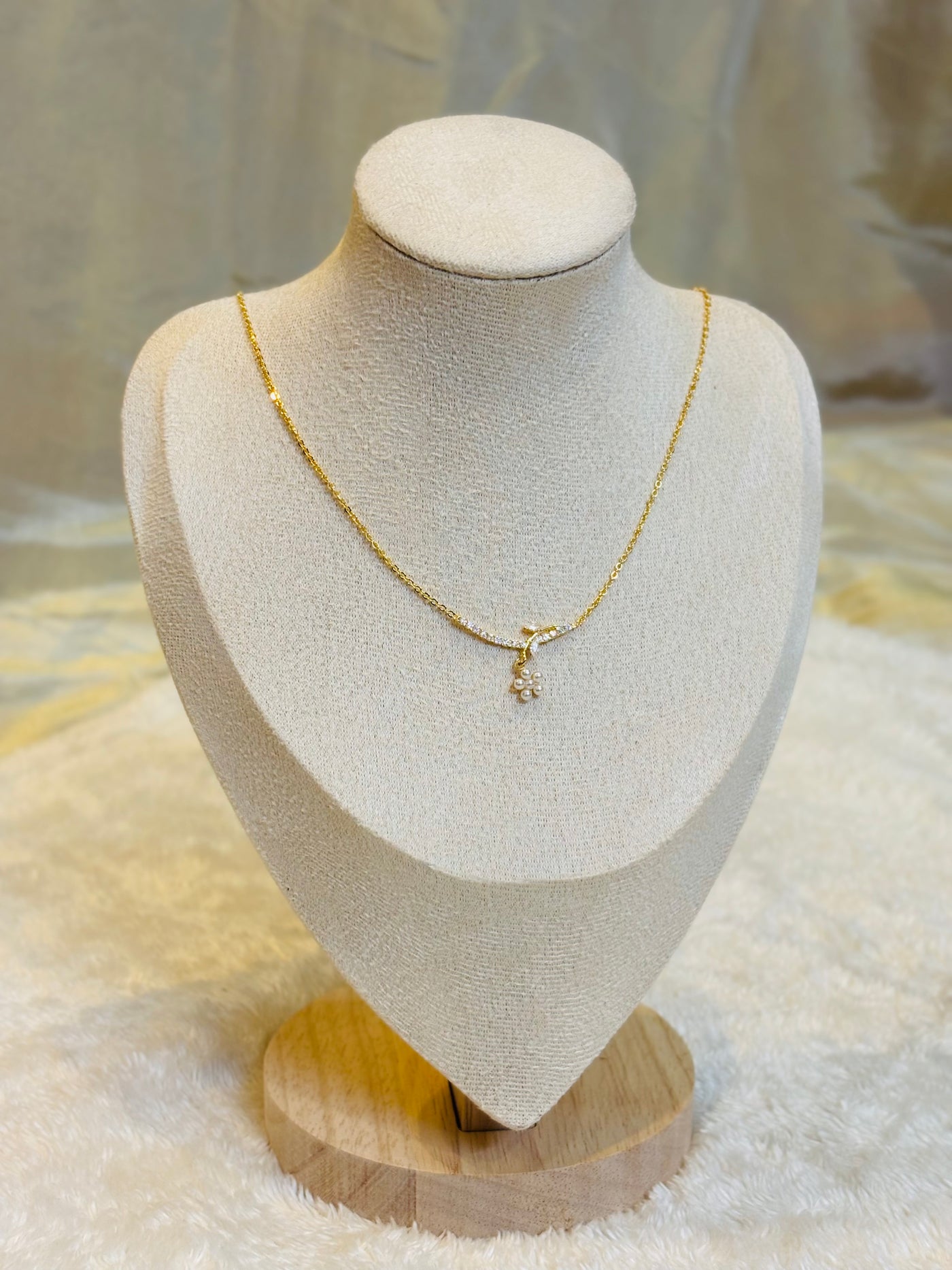 Pearl Bloom Charm Necklace-C01