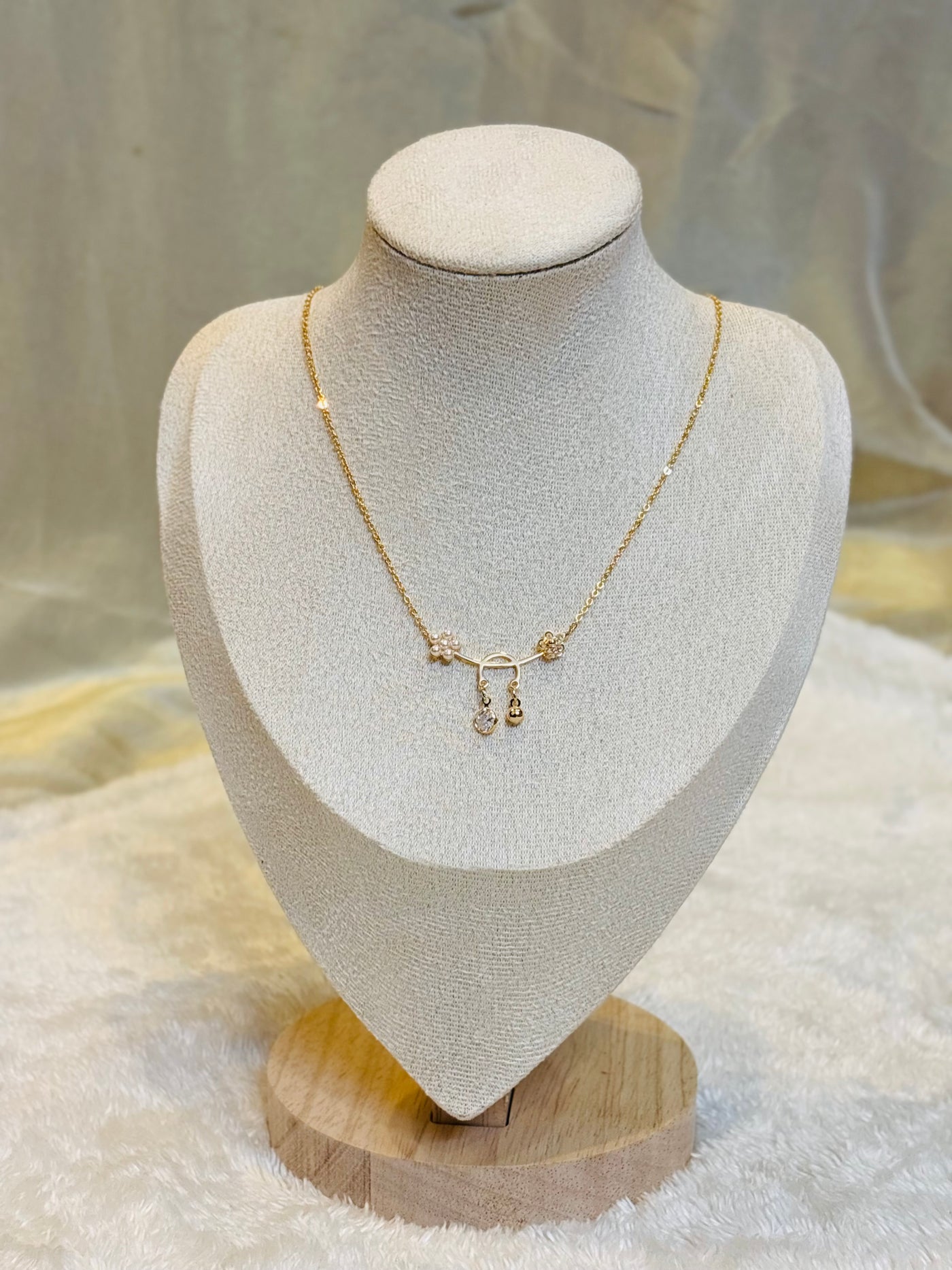 Floral Charm Drop Necklace-C01