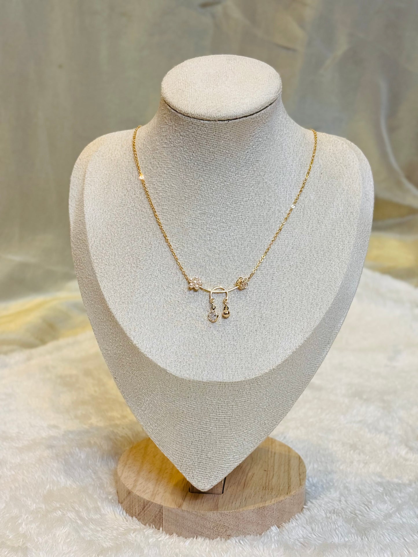 Floral Charm Drop Necklace-C01