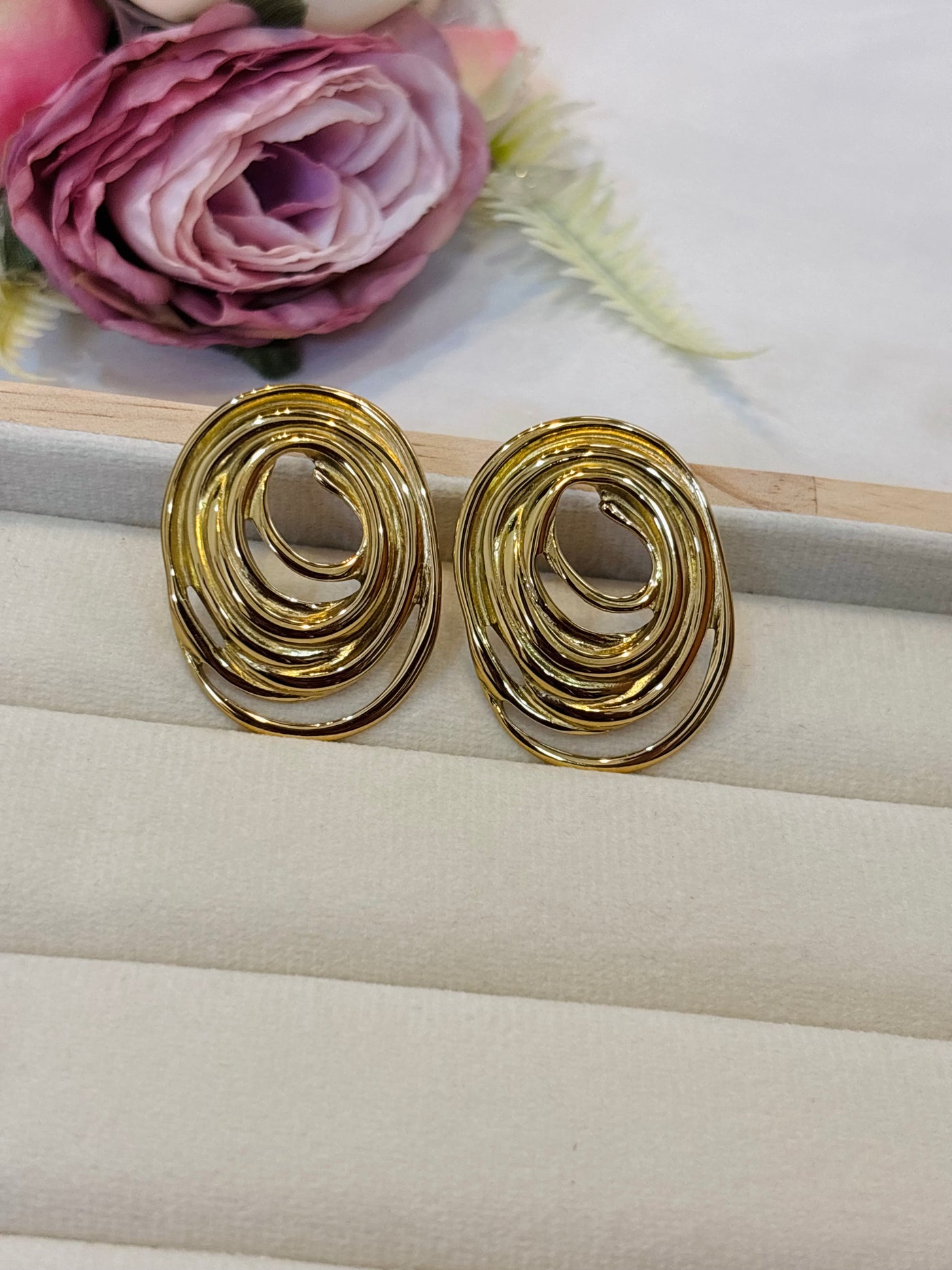 Orbit Stud Earrings-E08