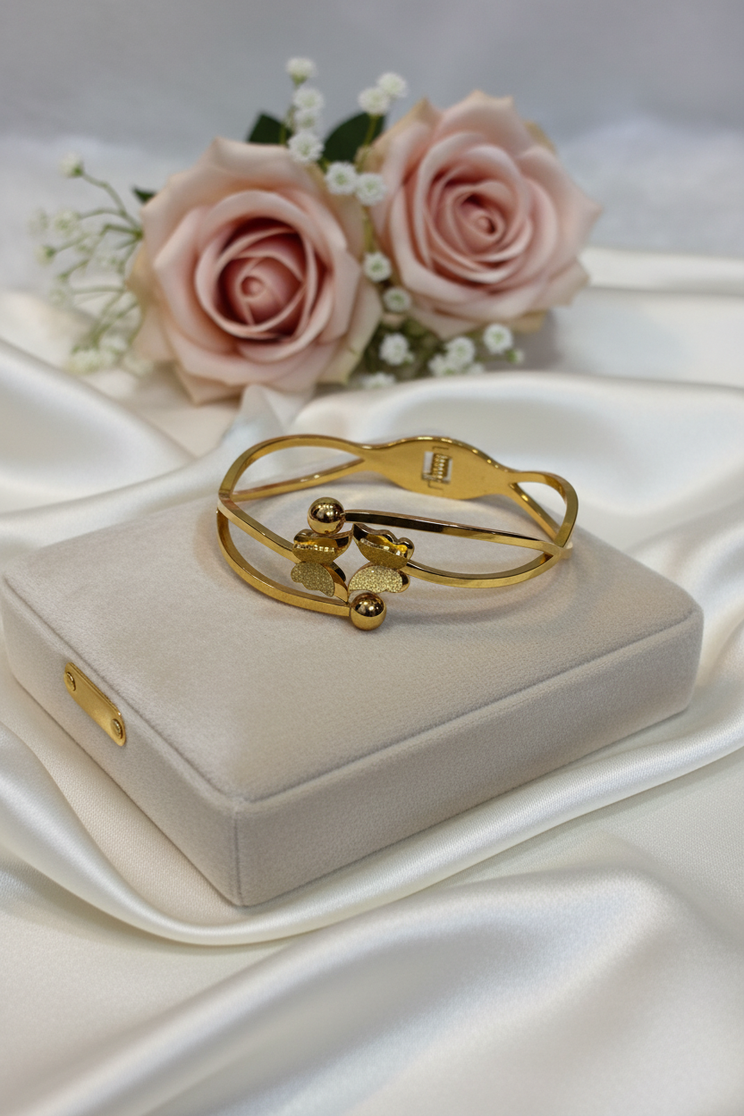 Golden Leaf Cuff-B04