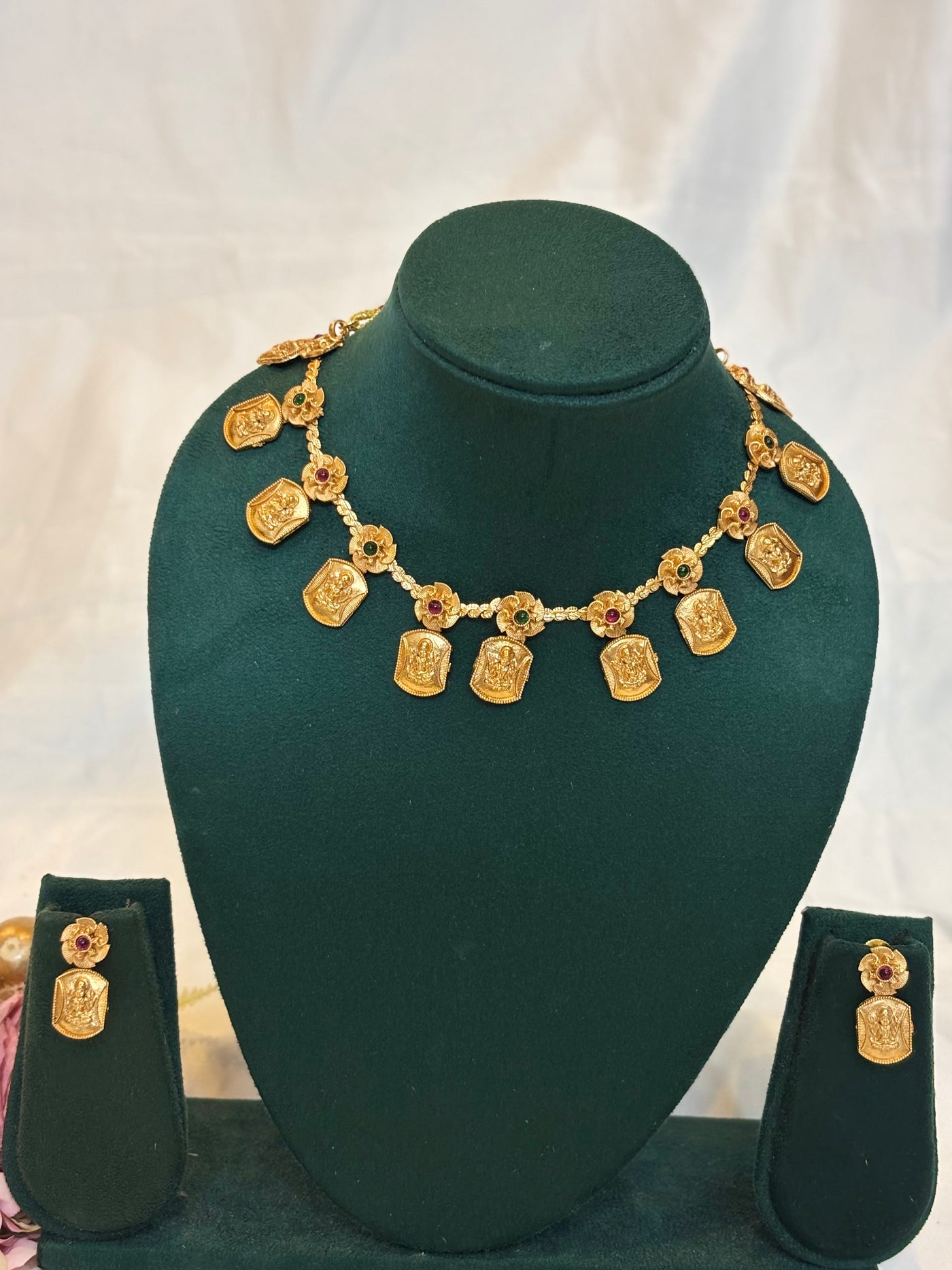 Lakshmi Bloom Necklace-CH016