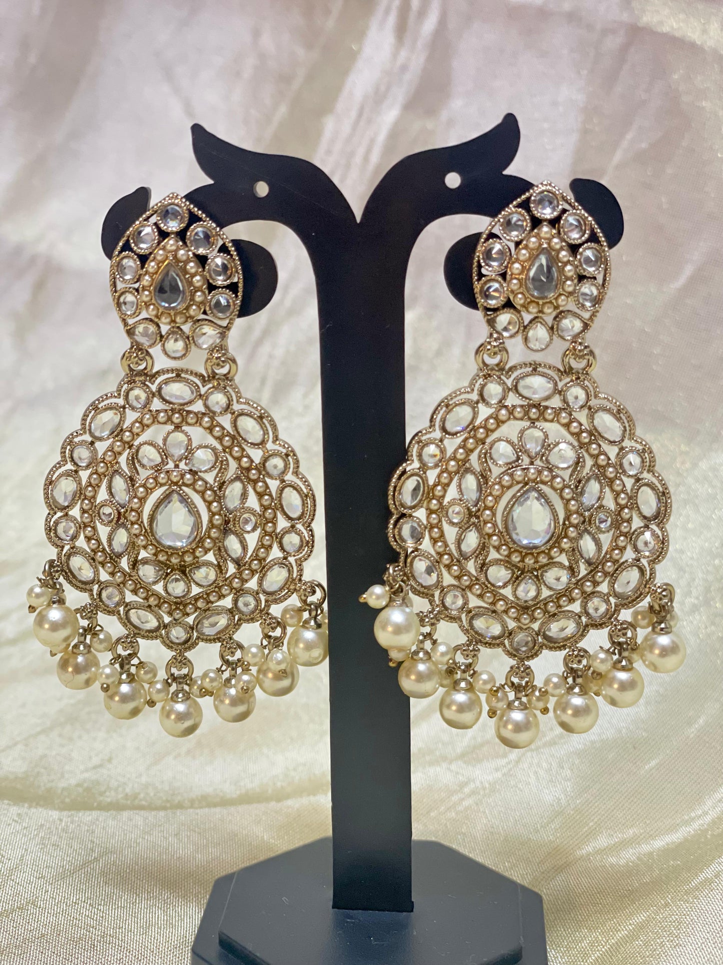 Classic Kundan Pearl Drop Earrings-E005(01)