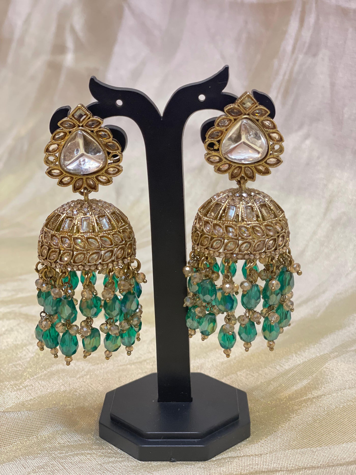 Emerald Green Kundan Jhumka Earrings -E011(01)