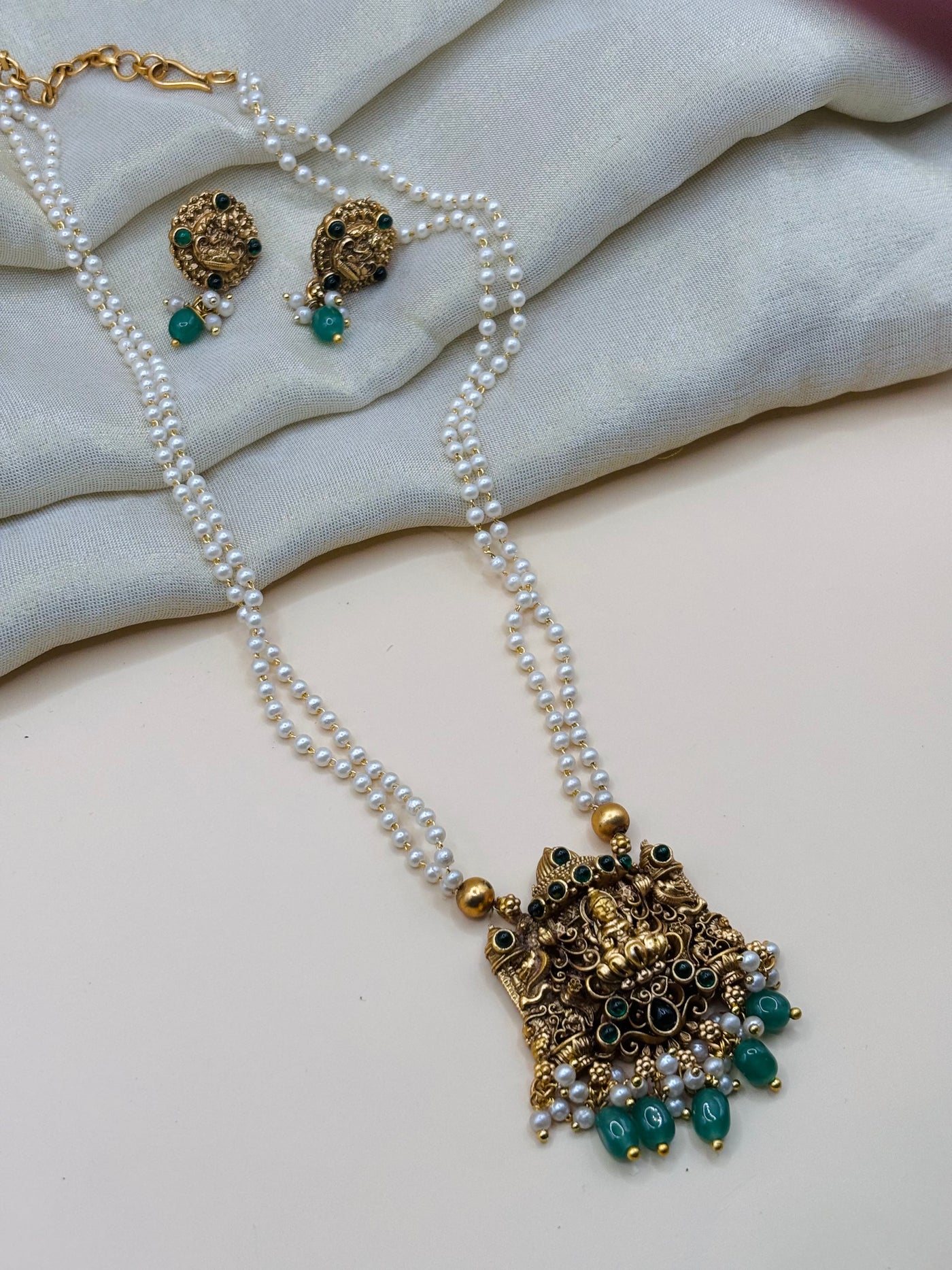 Temple Pearl necklace-N036