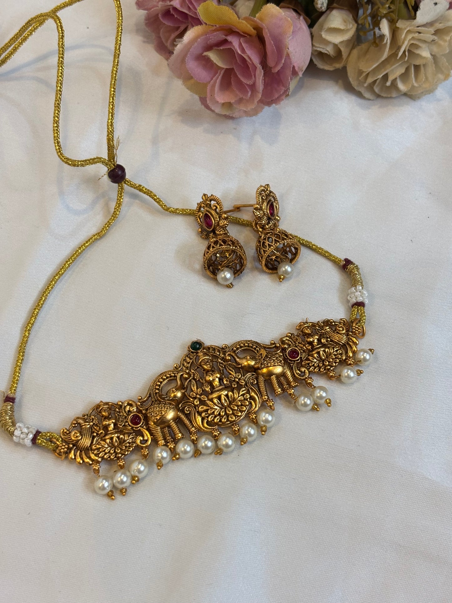 Temple Antique Choker Set