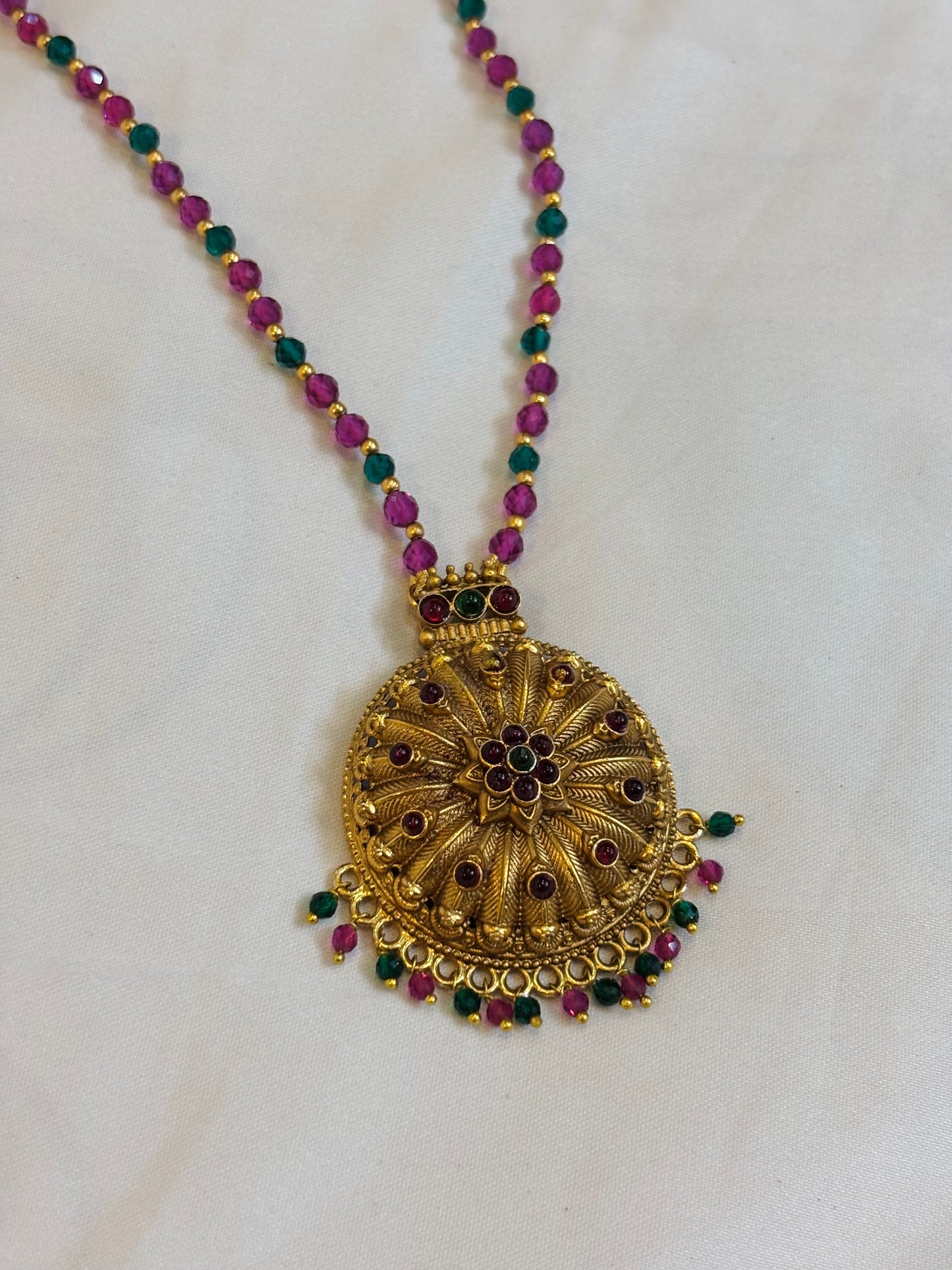 Ruby Emerald Beaded Necklace Set