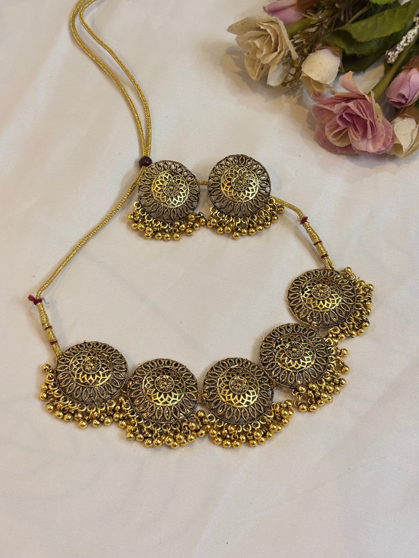Antique Circular Choker-CHN4