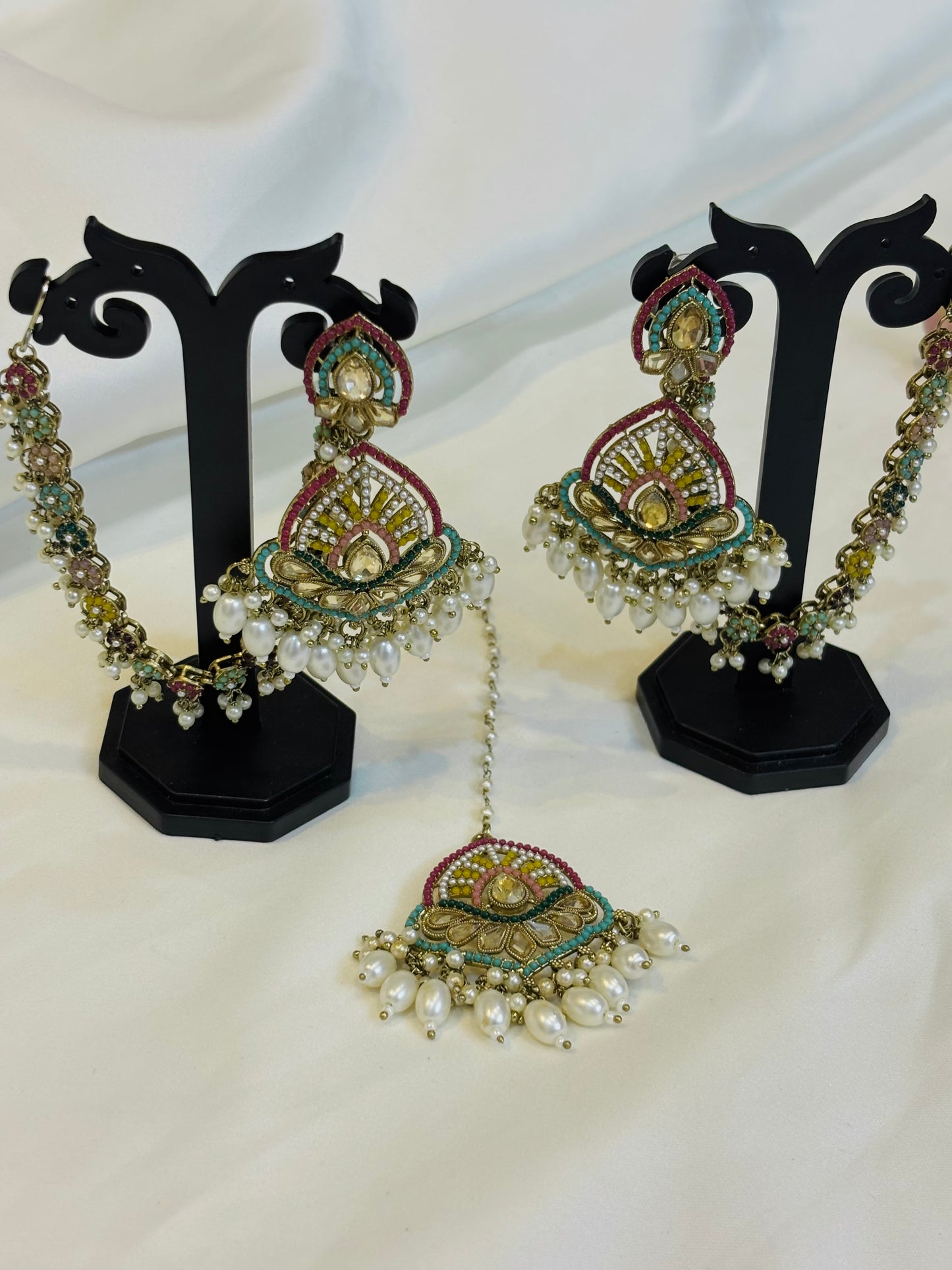 Multicolor Kundan Pearl Bridal Set