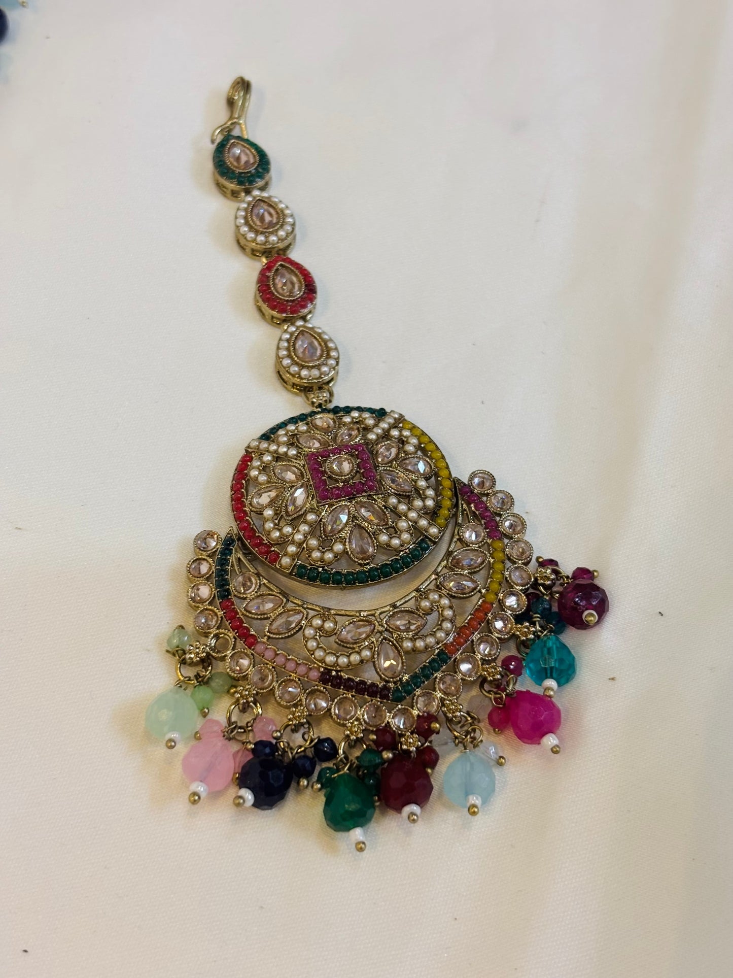 Multicolor Kundan Jhumka & Maang Tikka Set
