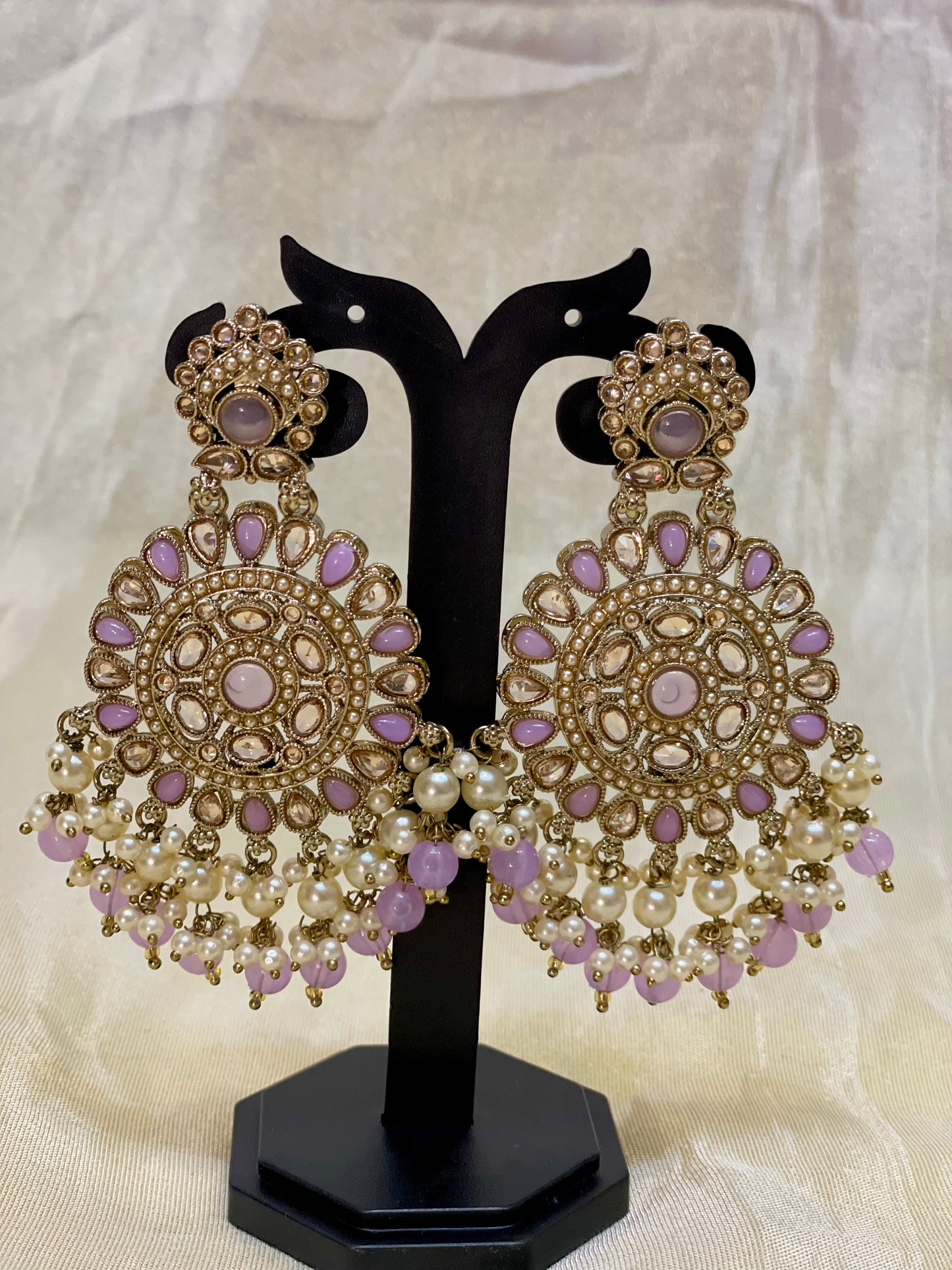 Lilac Pearl Chandbalis-E002(01)