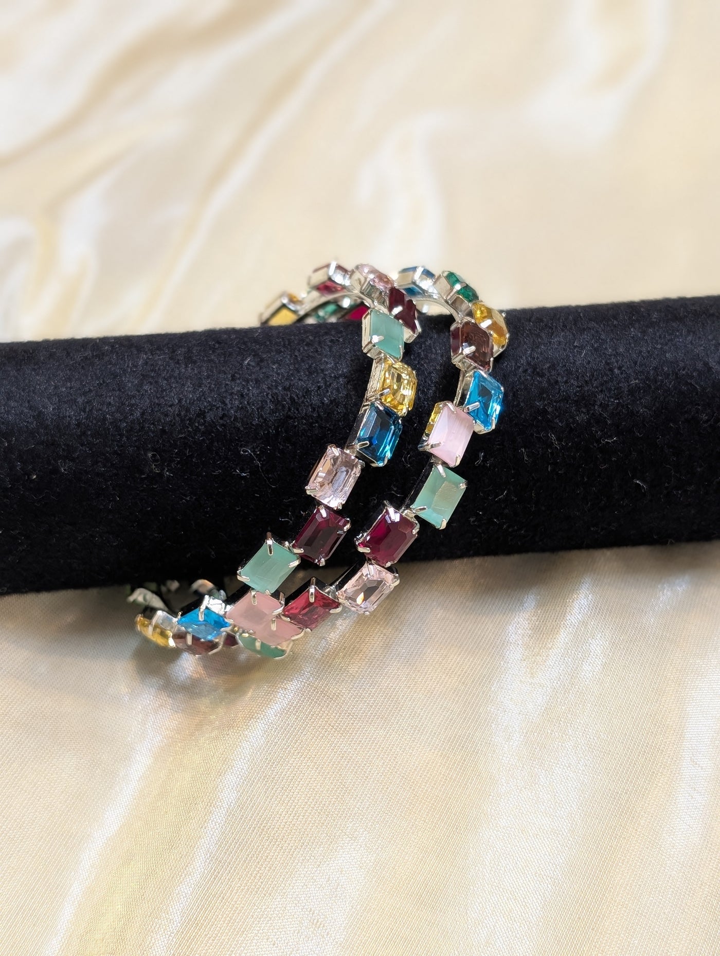 Aurora Gem Bangle - B007