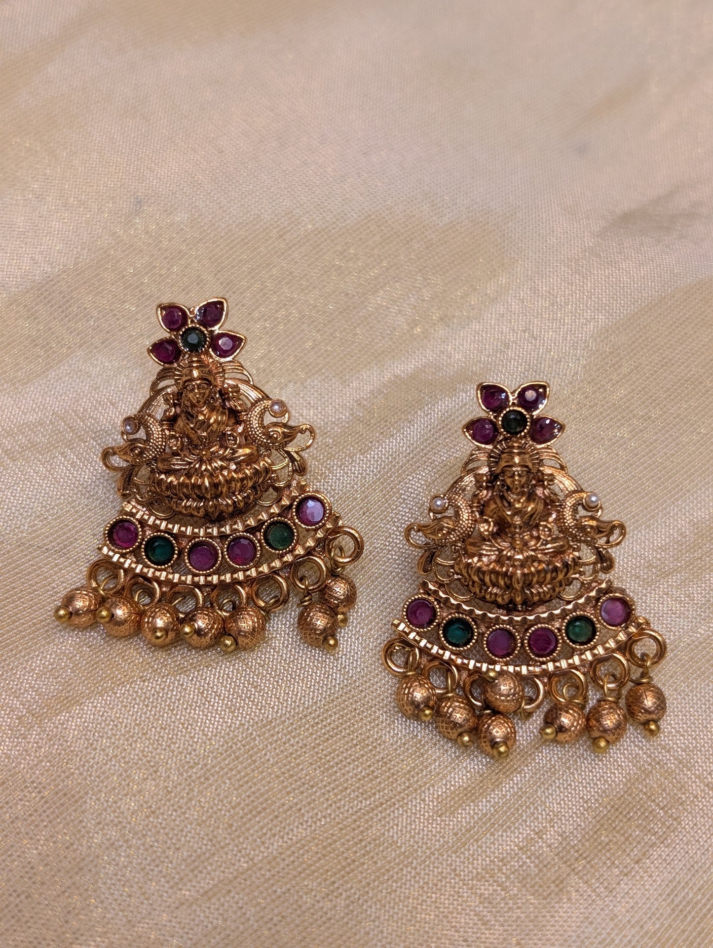Peacock Lakshmi Set -T002(01)