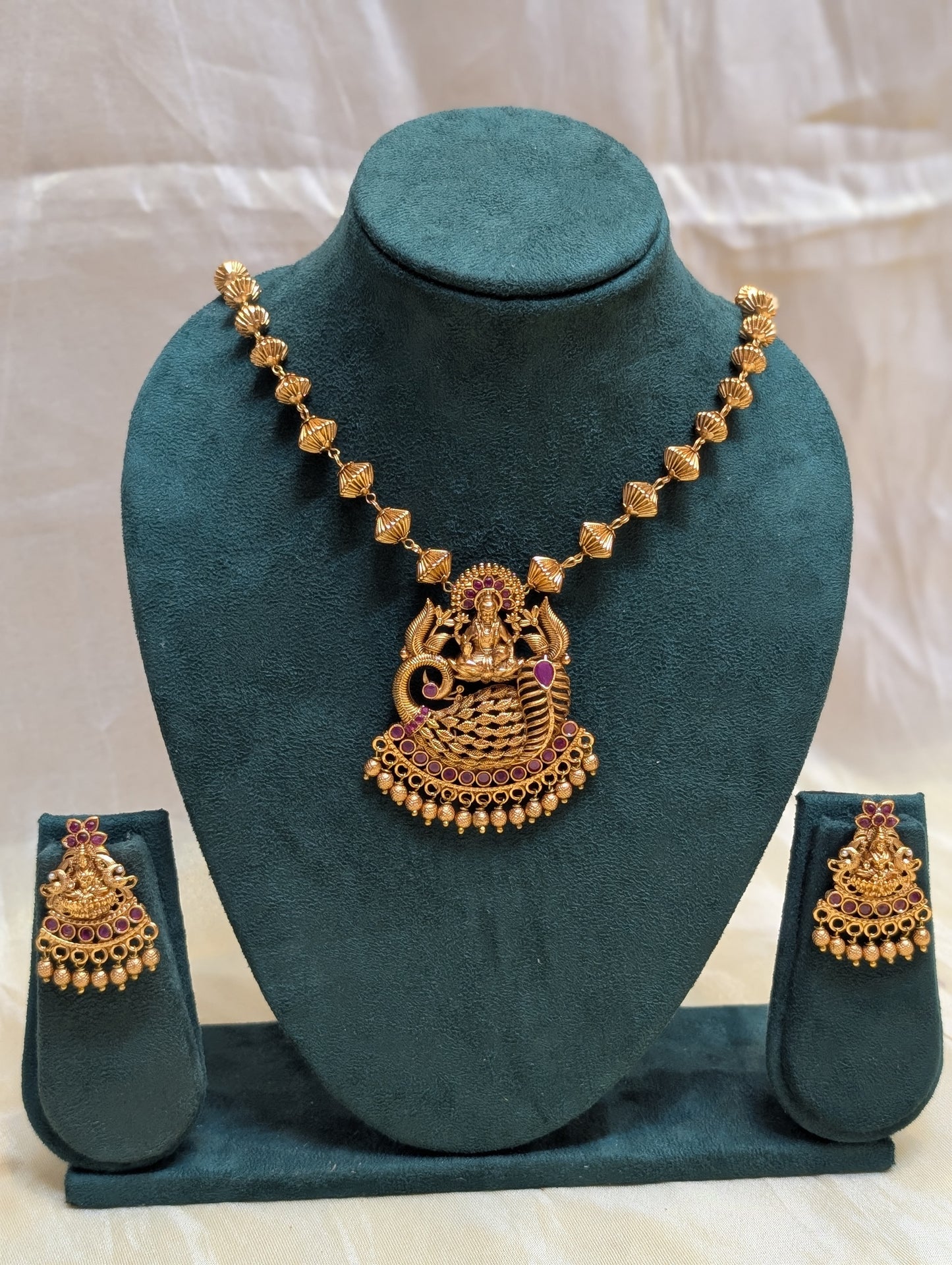 Devi Lakshmi Set-T002(03)