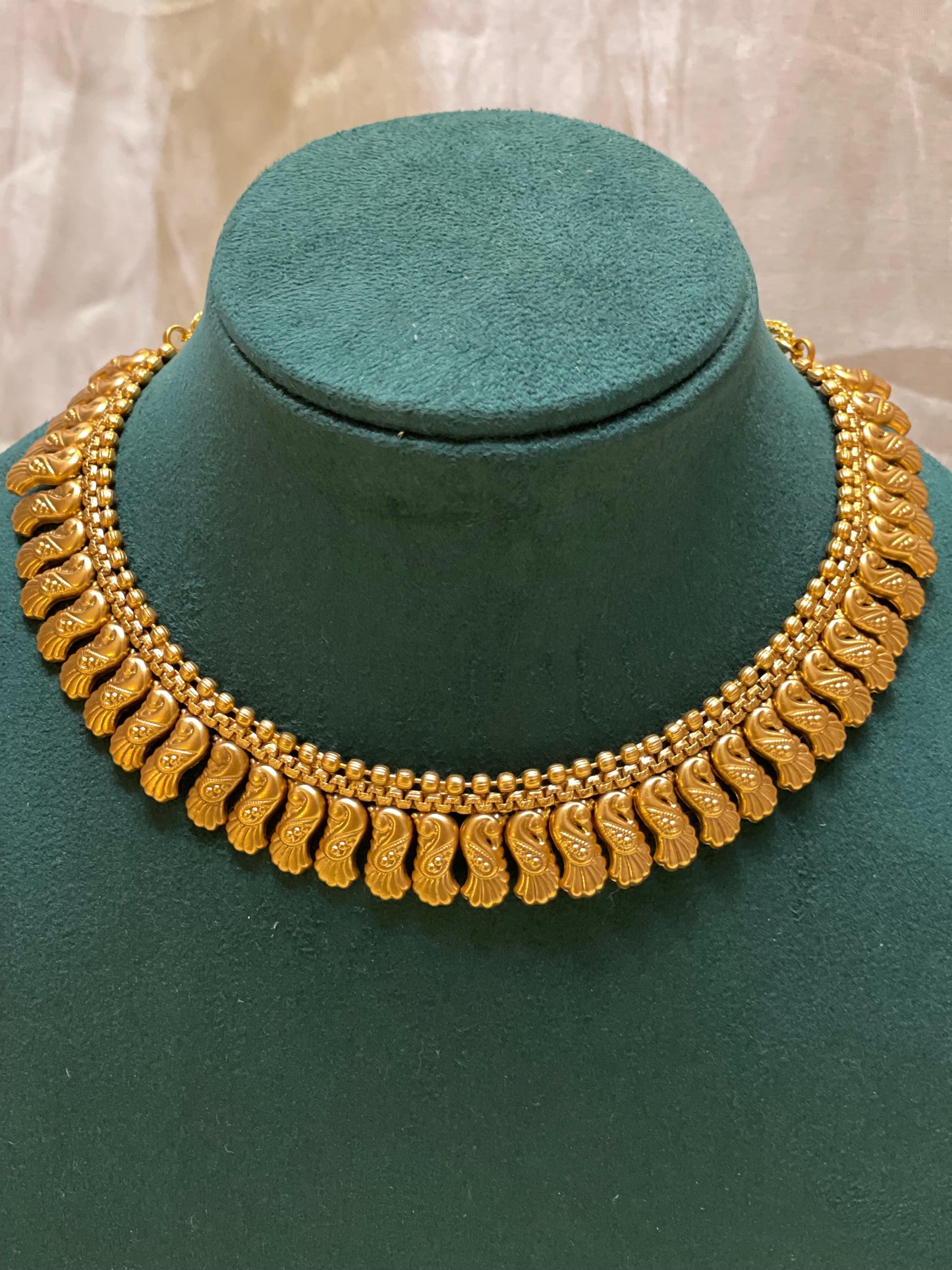 Leaf Motif Choker Set-CH003