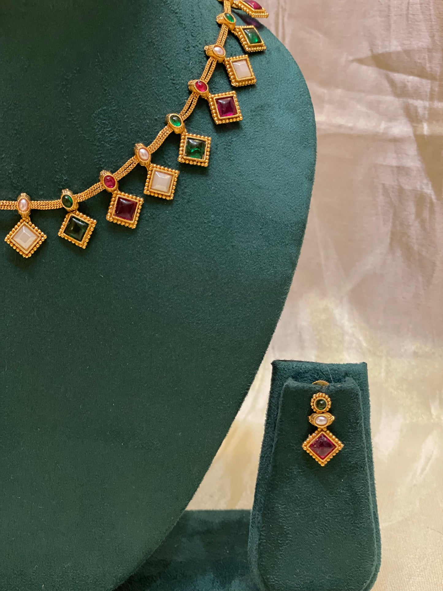 Regal Mosaic Necklace Set-N015(01)