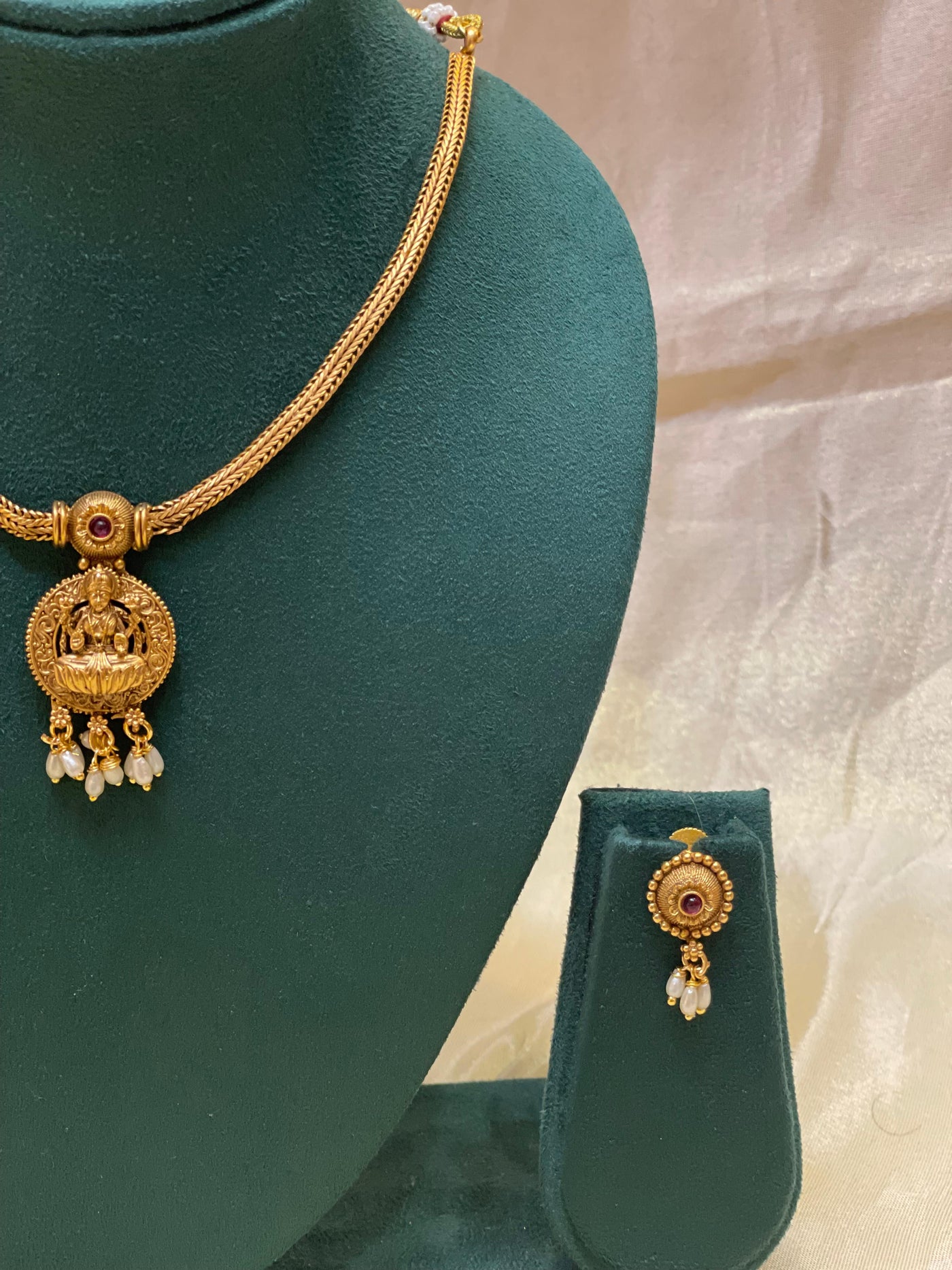Ruby Temple Pendant Necklace Set-N013(02)