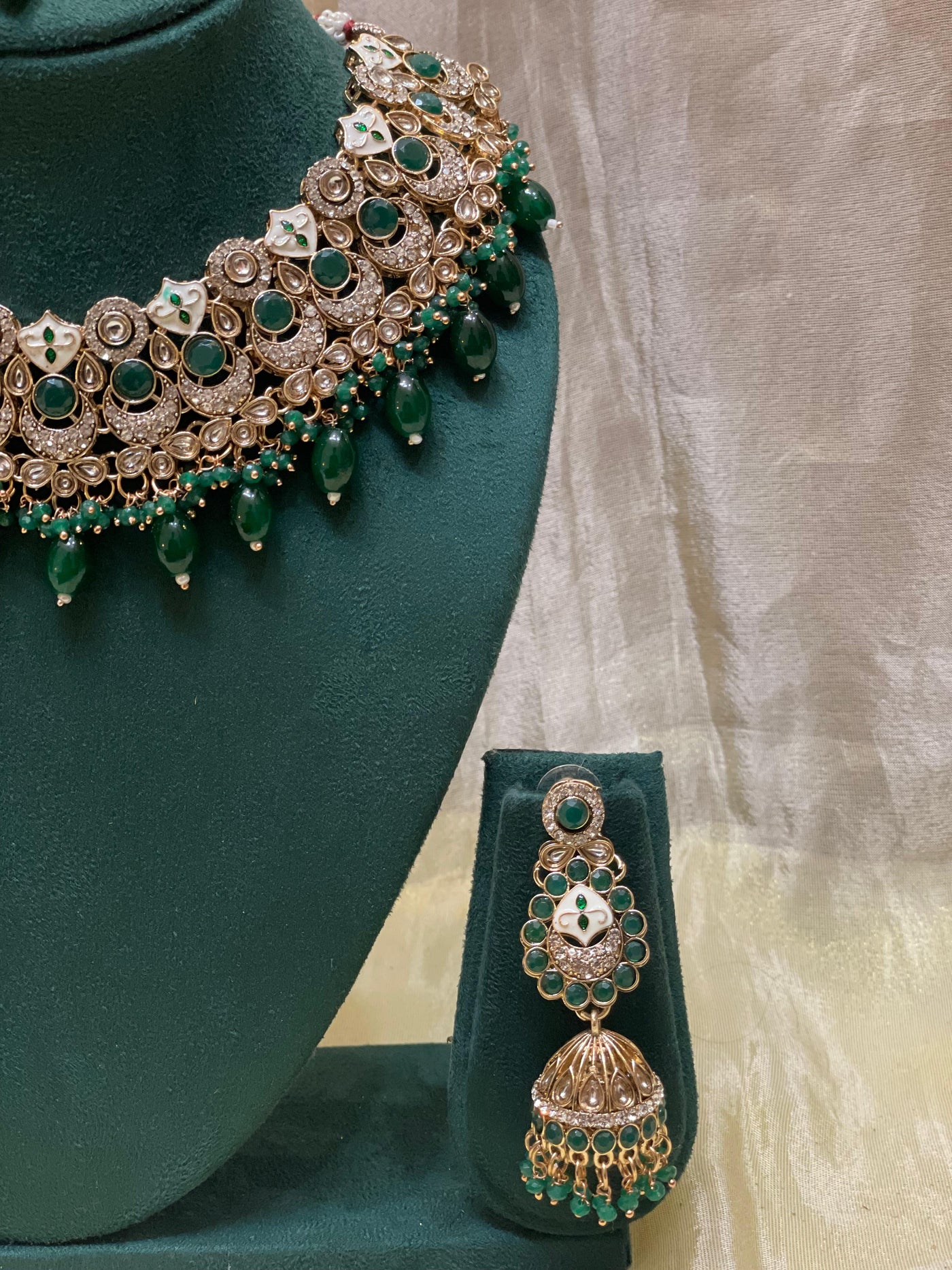 Emerald Elegance Kundan Choker Set-BR006(02)