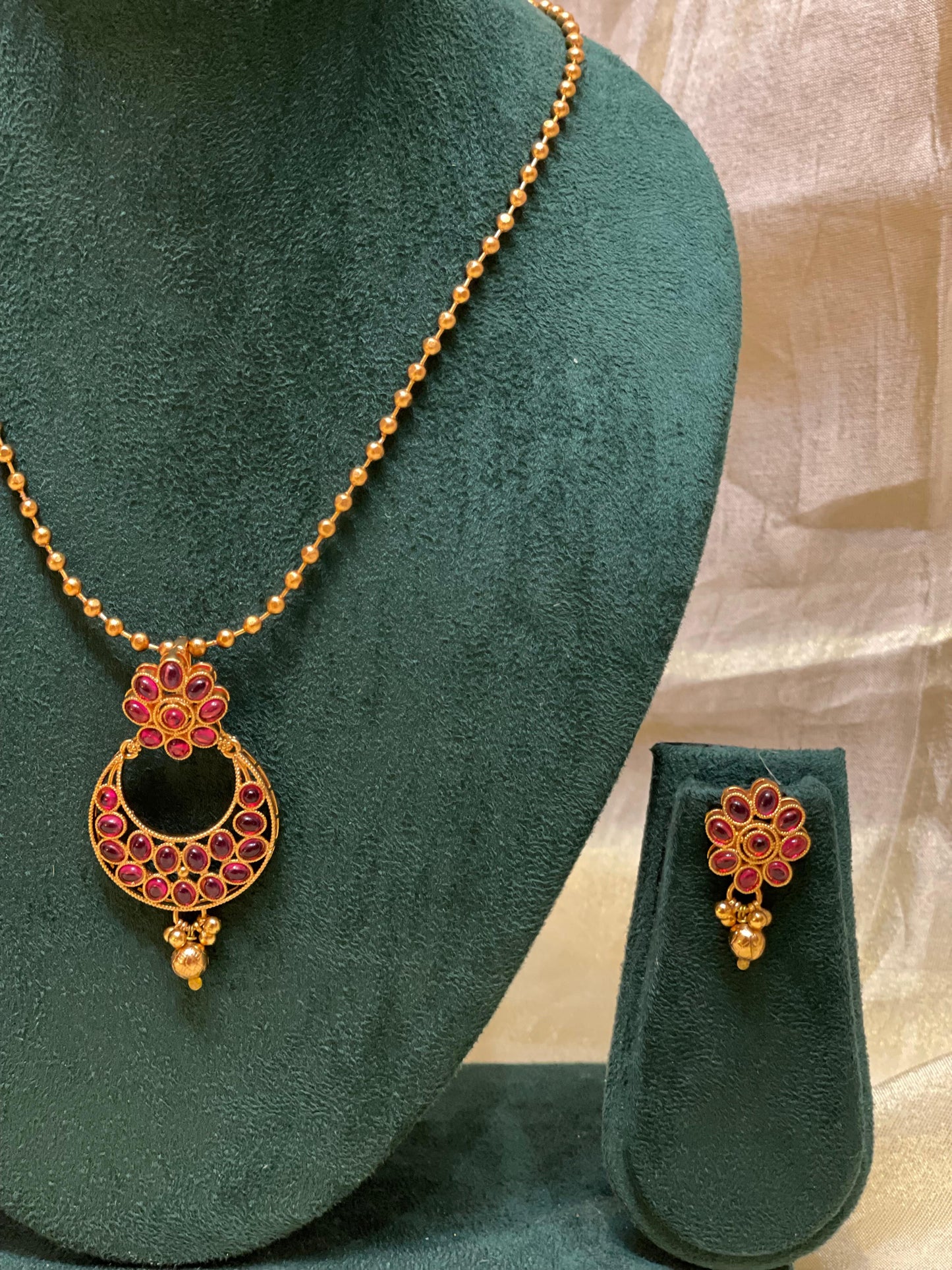 Ruby Floral Chand Pendant Set-N016(02)