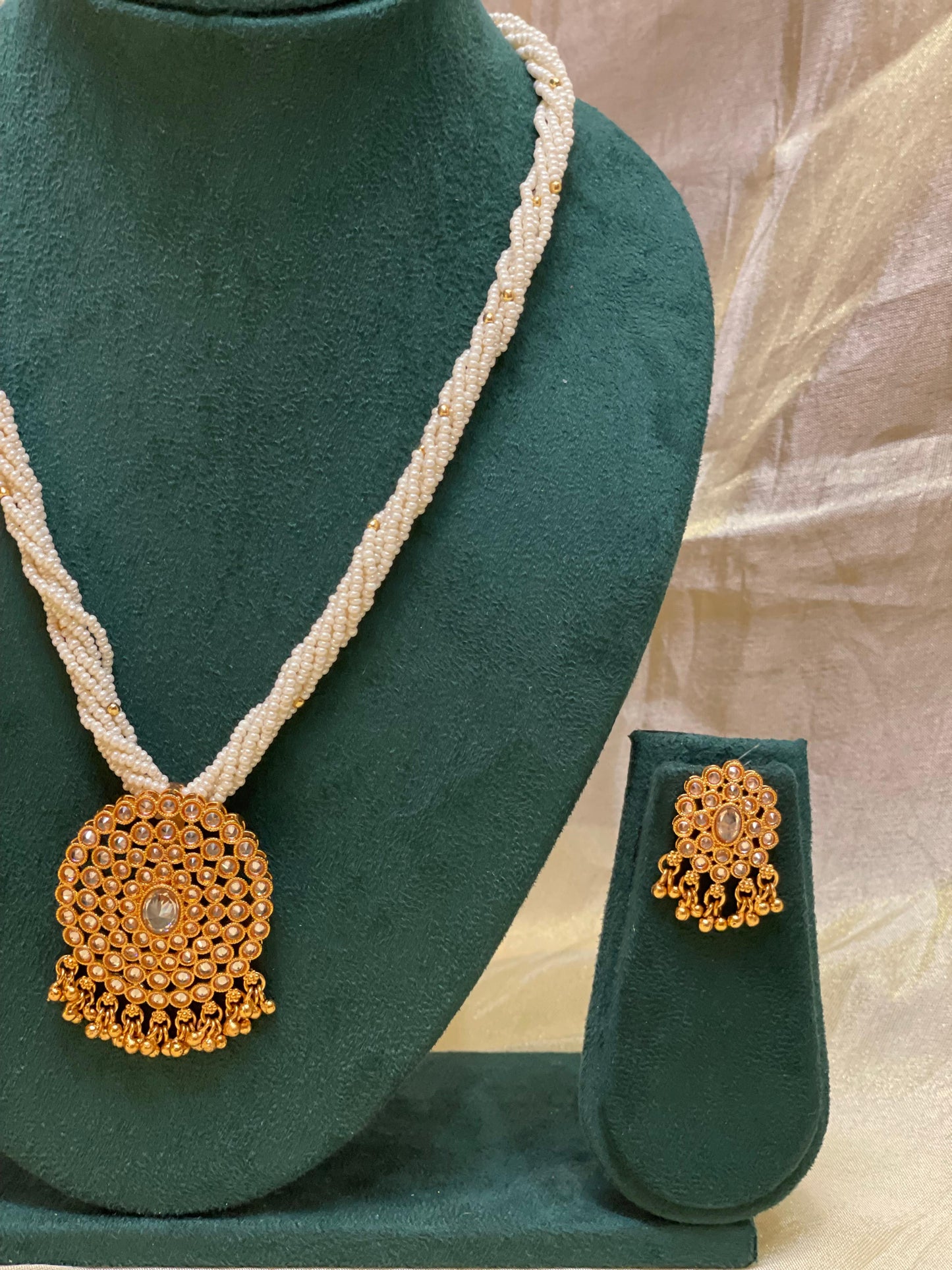 Round Kundan Gold Pearl Necklace-N020(01)