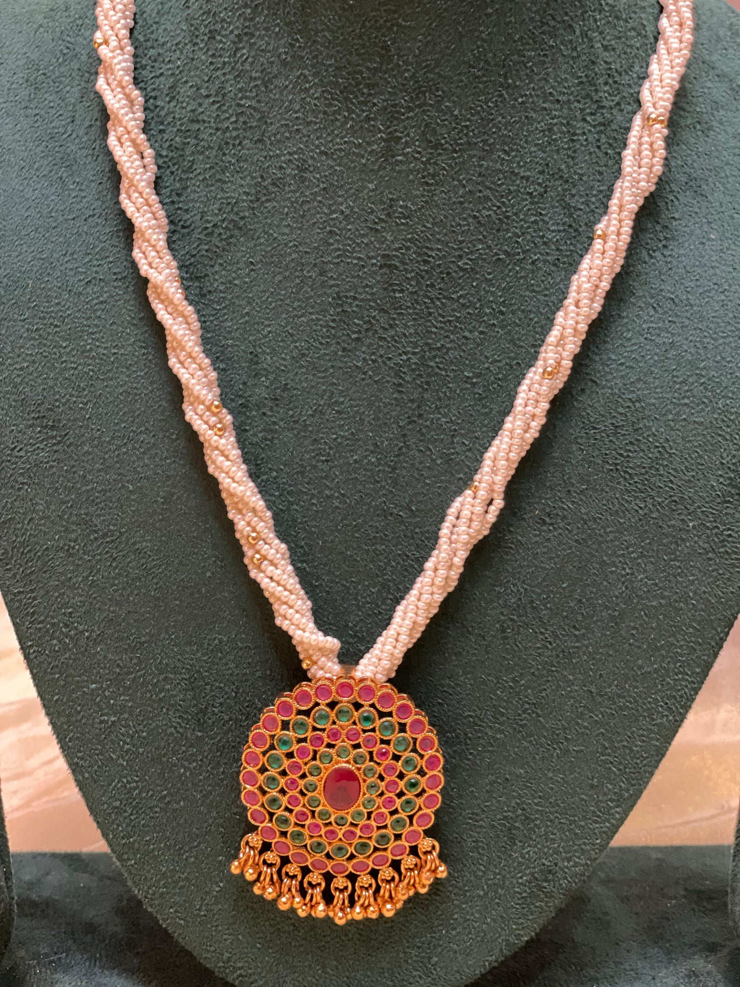Circular Ruby-Emerald Beaded Pearl Necklace-N020(02)