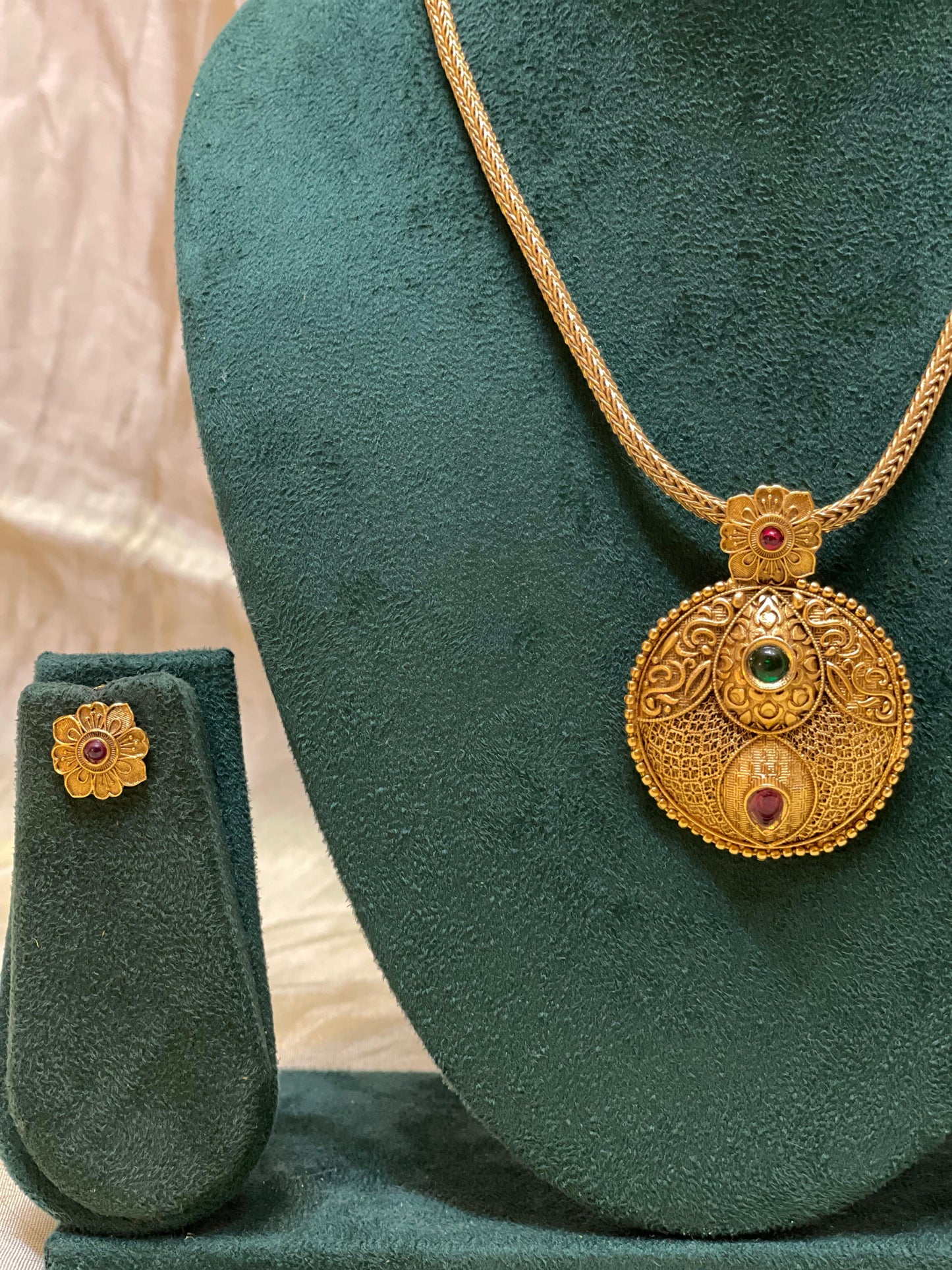 Antique coin pendant necklace-N014(01)