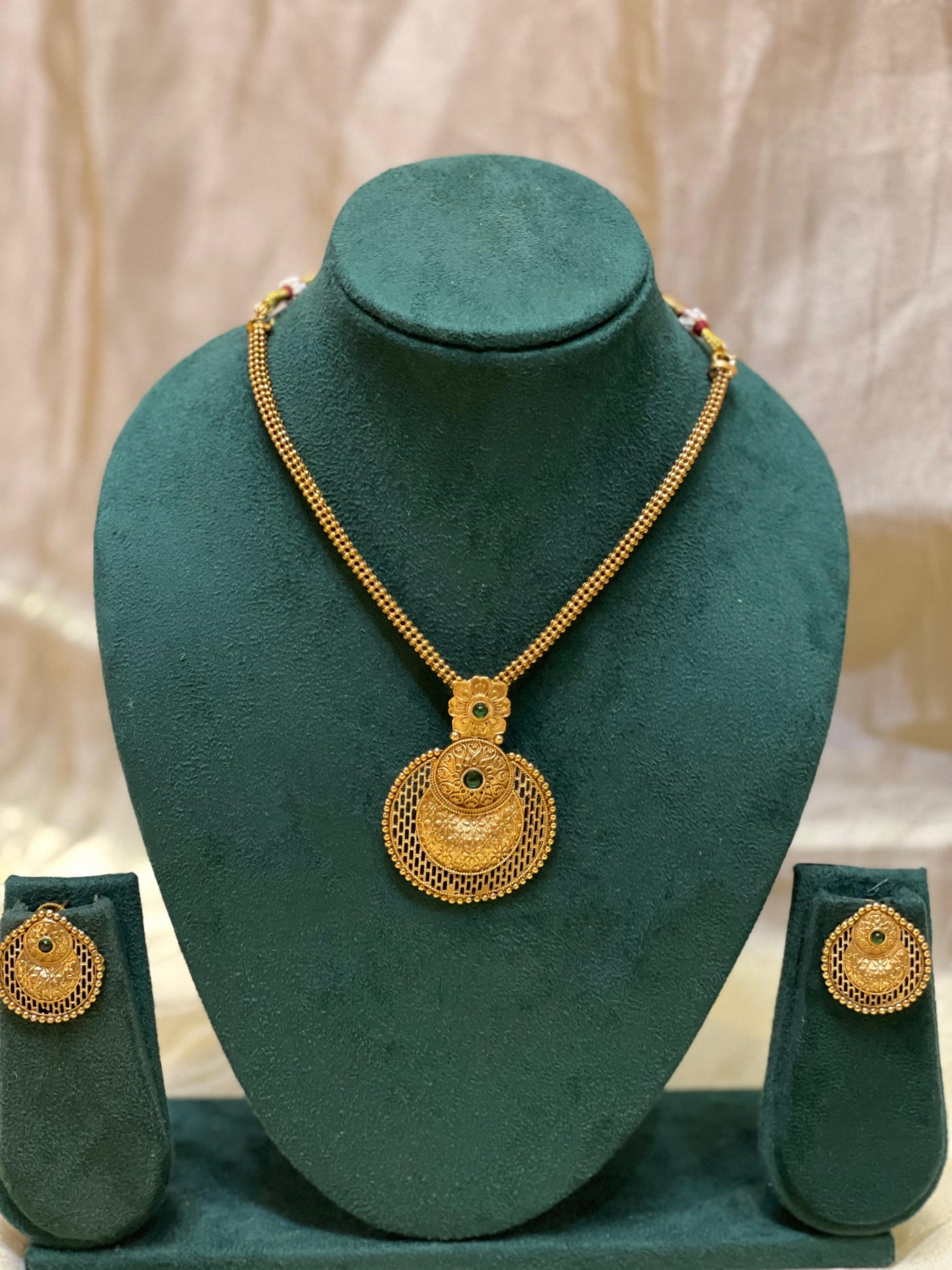 Emerald Lattice Medallion Set -N014(04)