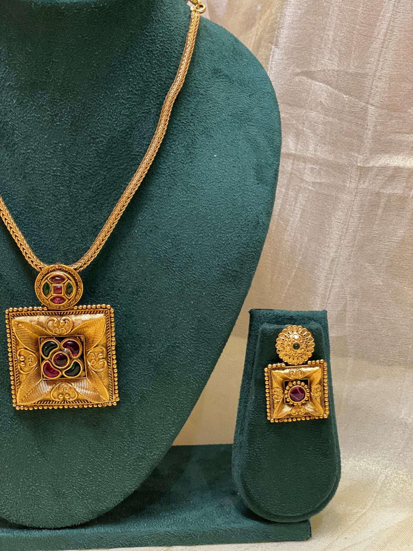 Square Temple Pendant Necklace Set-N015(02)