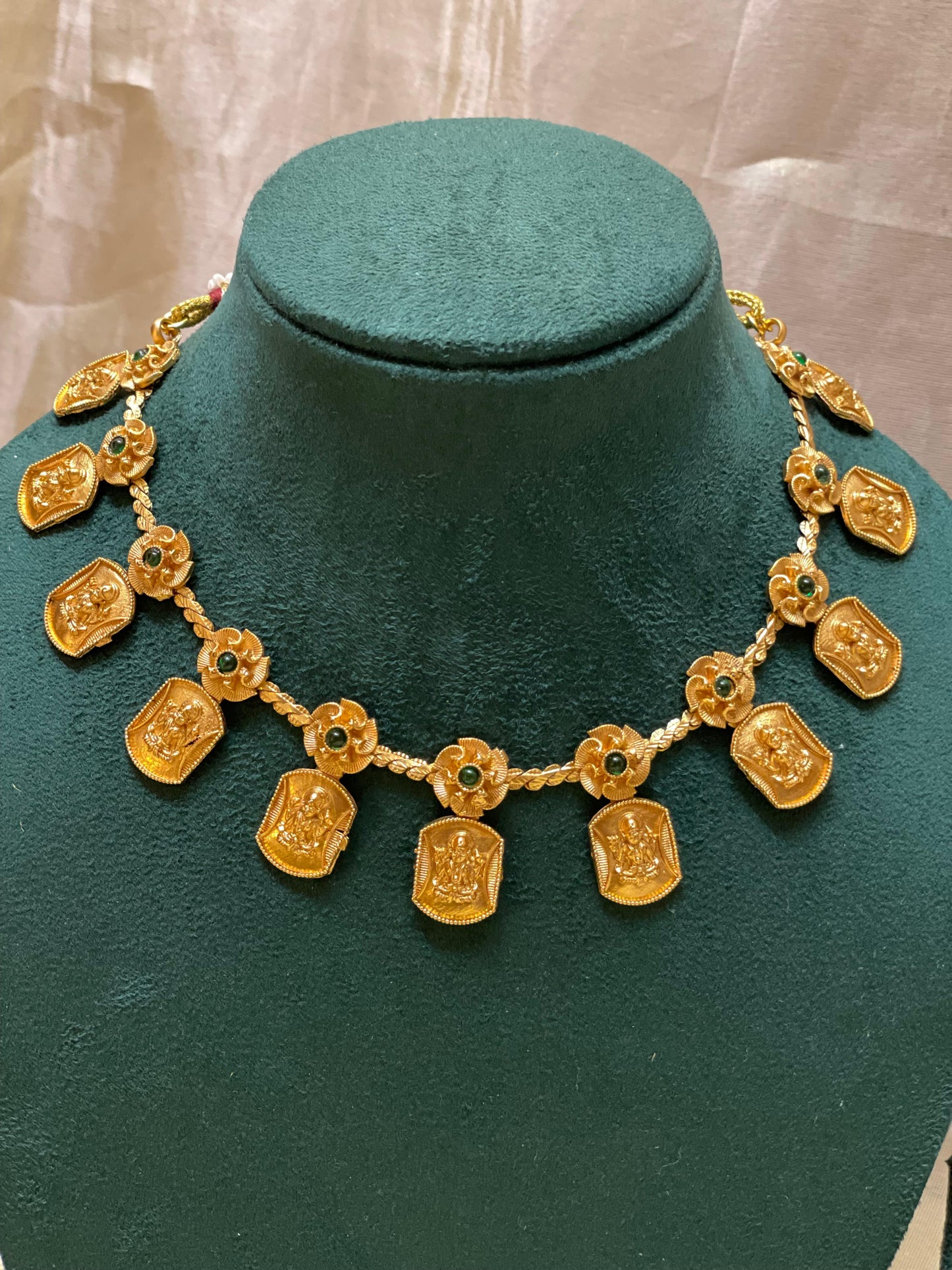 Divine Lakshmi Coin Necklace Set-CH016(01)
