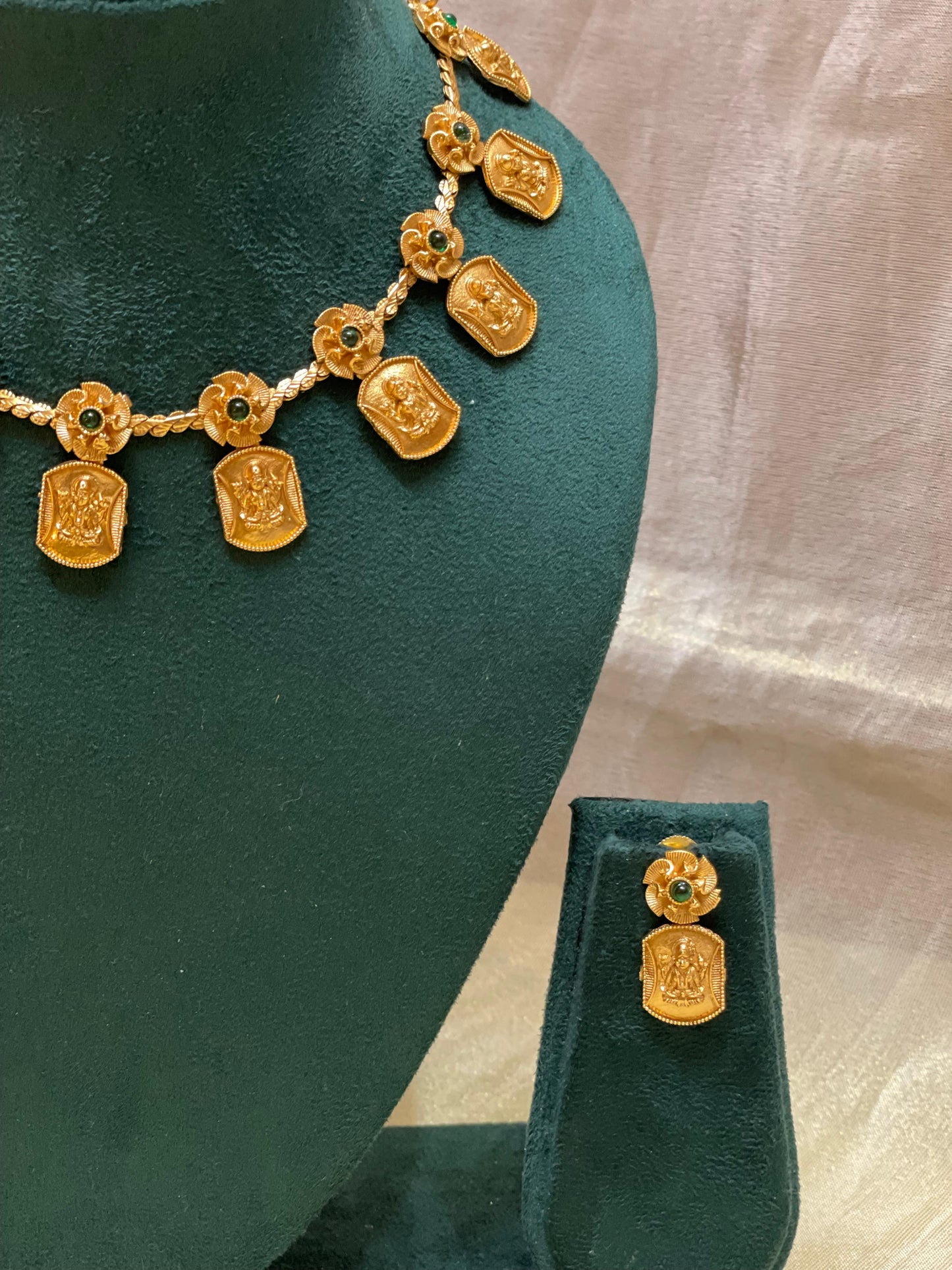 Divine Lakshmi Coin Necklace Set-CH016(01)