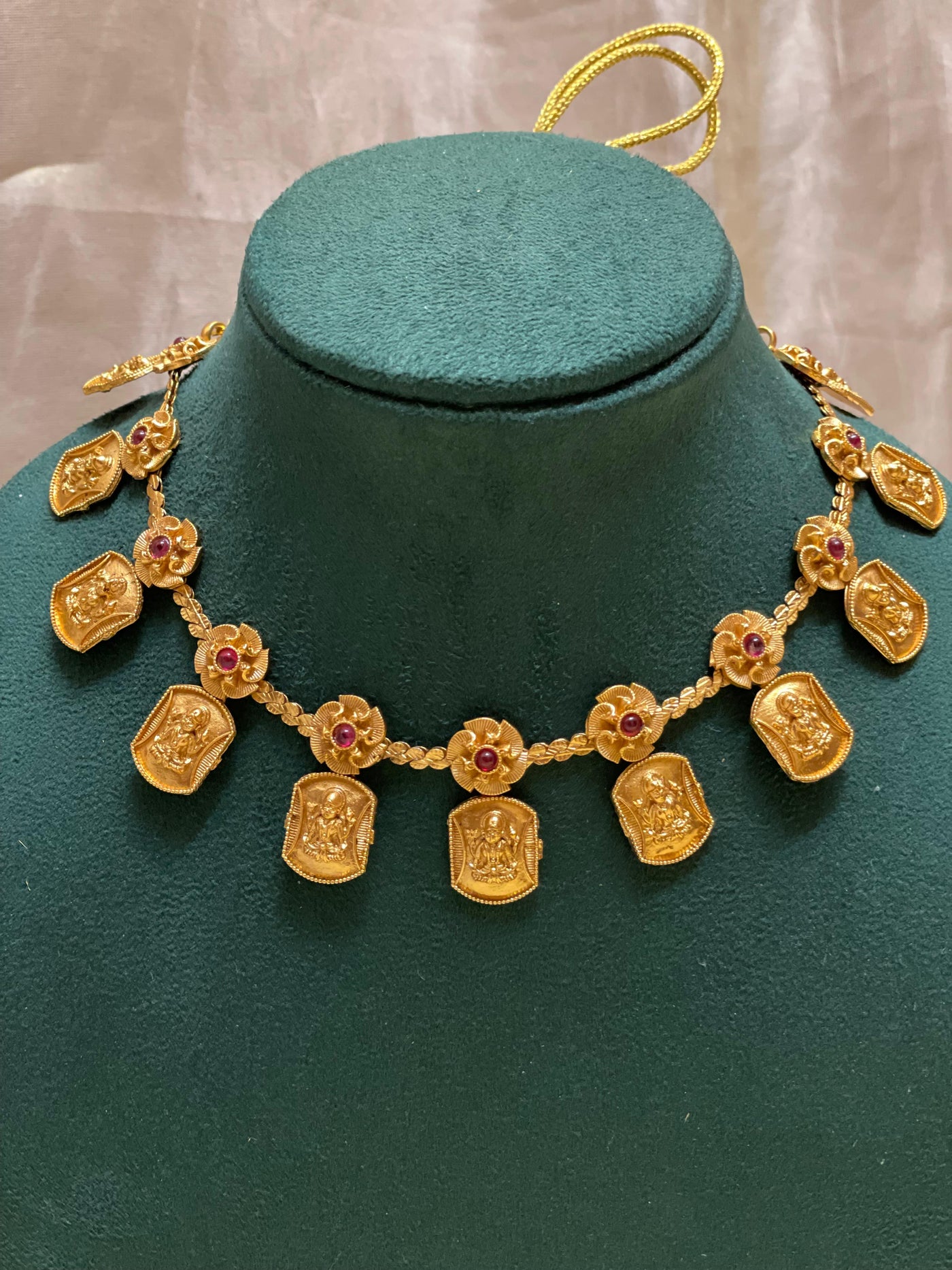 Lakshmi Coin Temple Necklace Set-CH016(02)