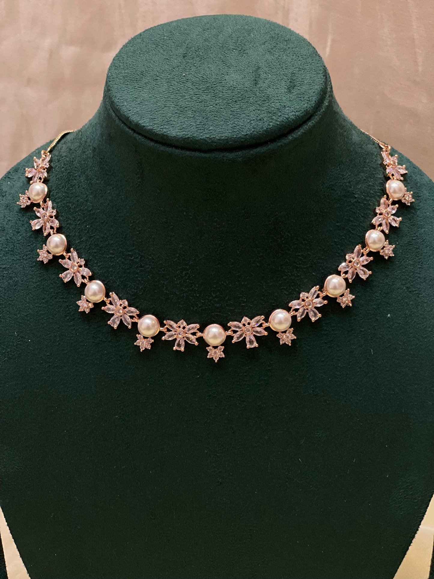 Rose Gold Floral Pearl Necklace Set-AD08