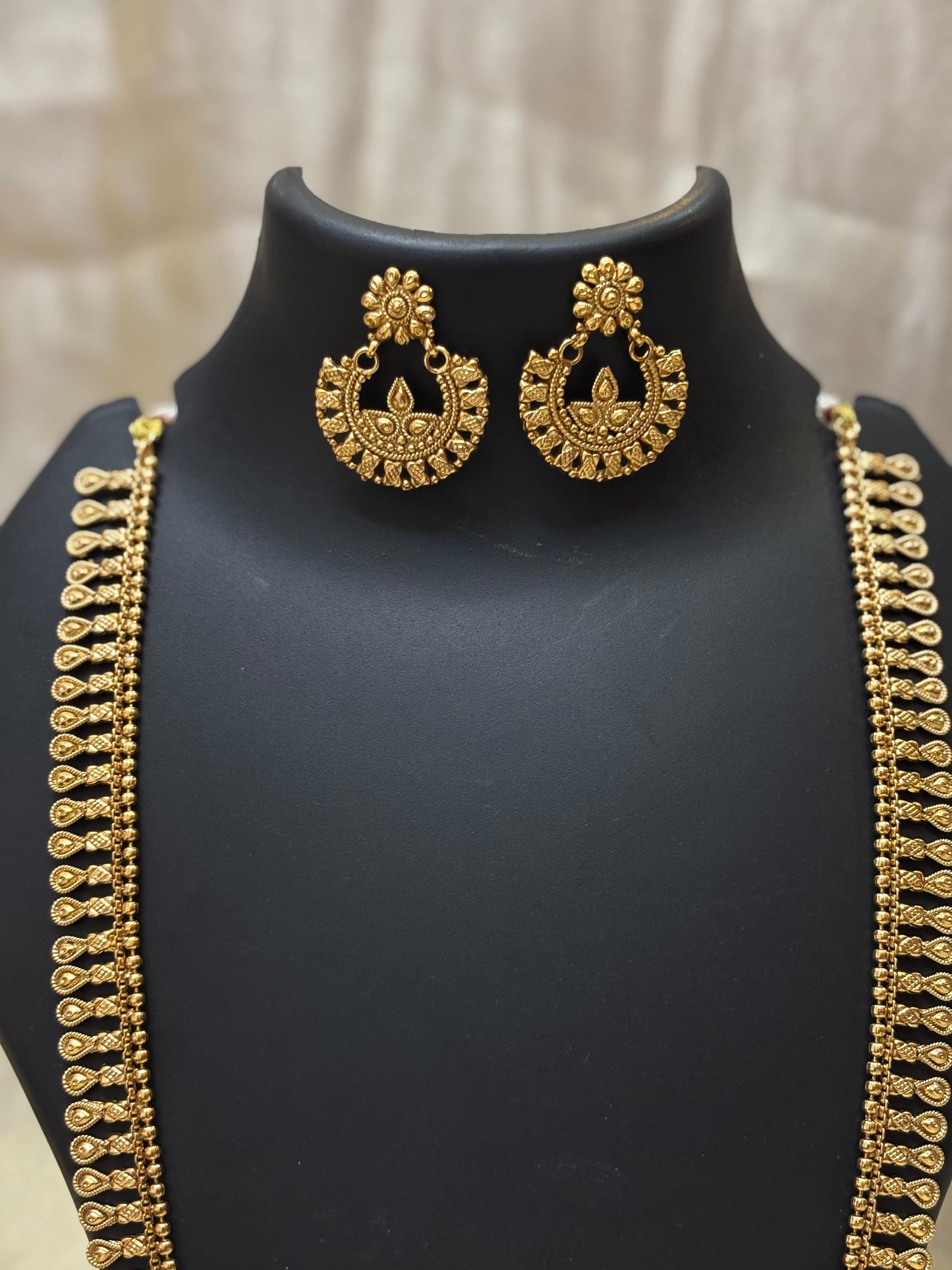 Traditional Gold Lakshmi Drop Haaram-HR010