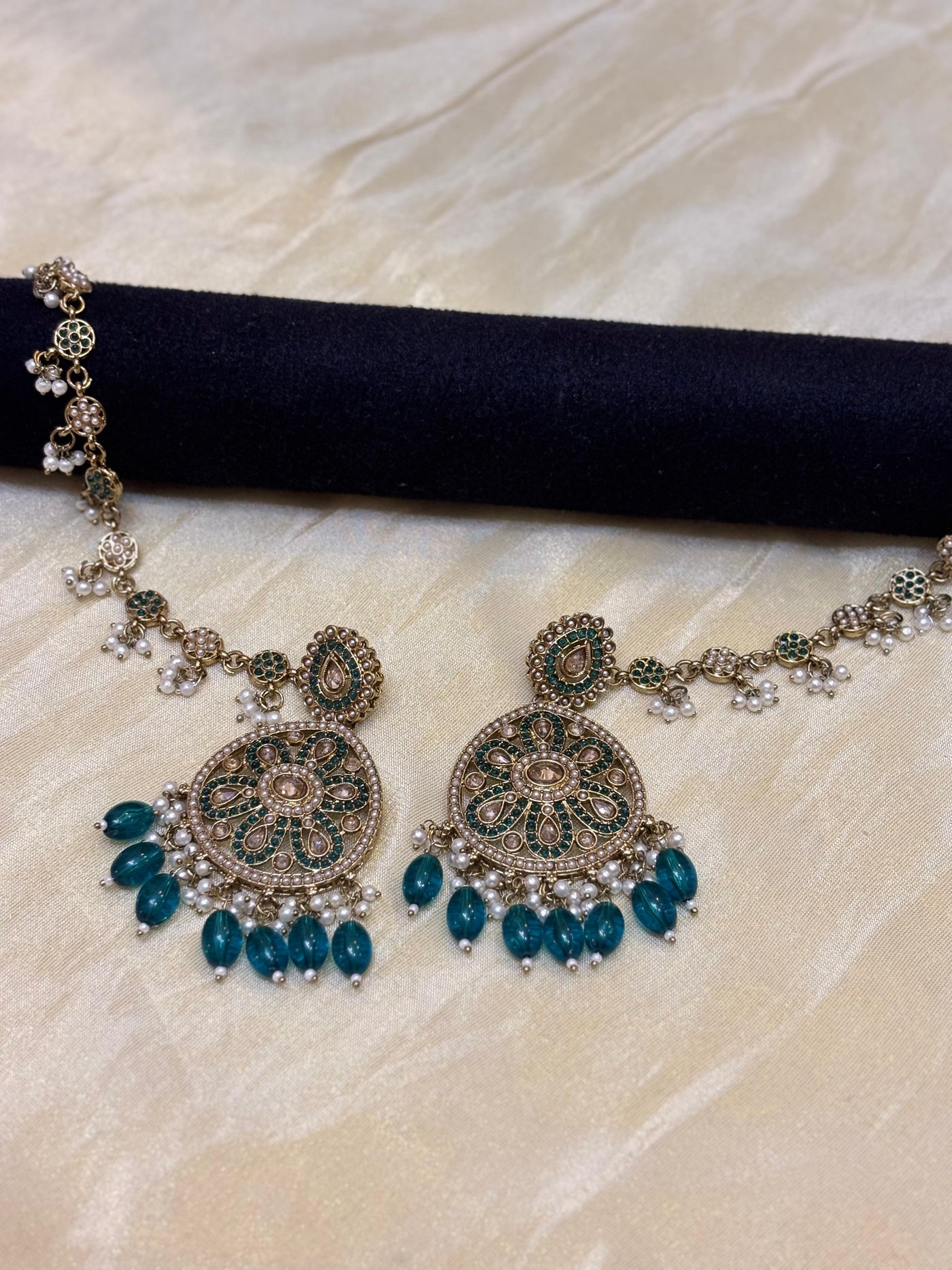 Emerald Radiance Chandbali Earrings-E001(07)