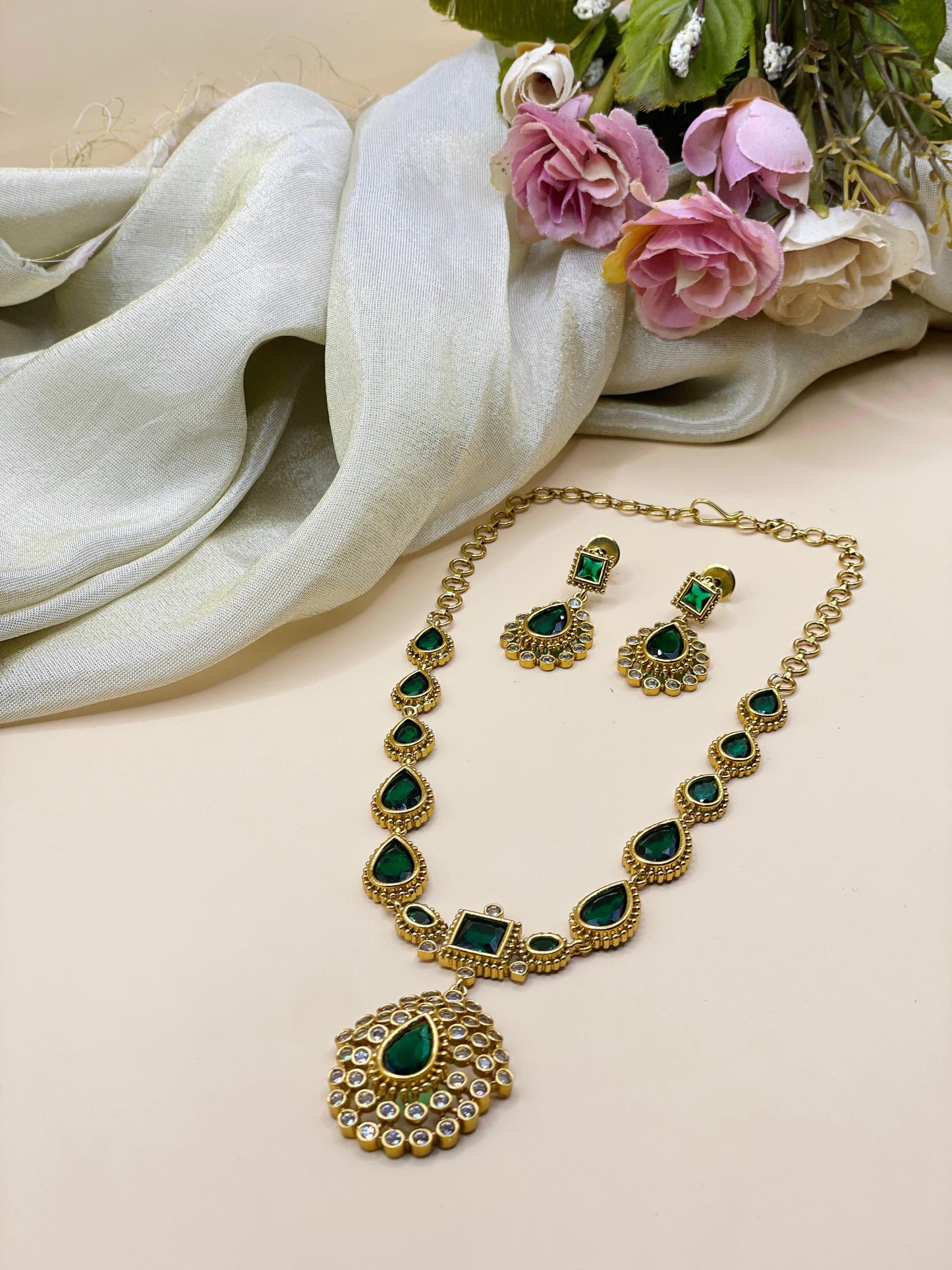Emerald Radiance Necklace -AD020