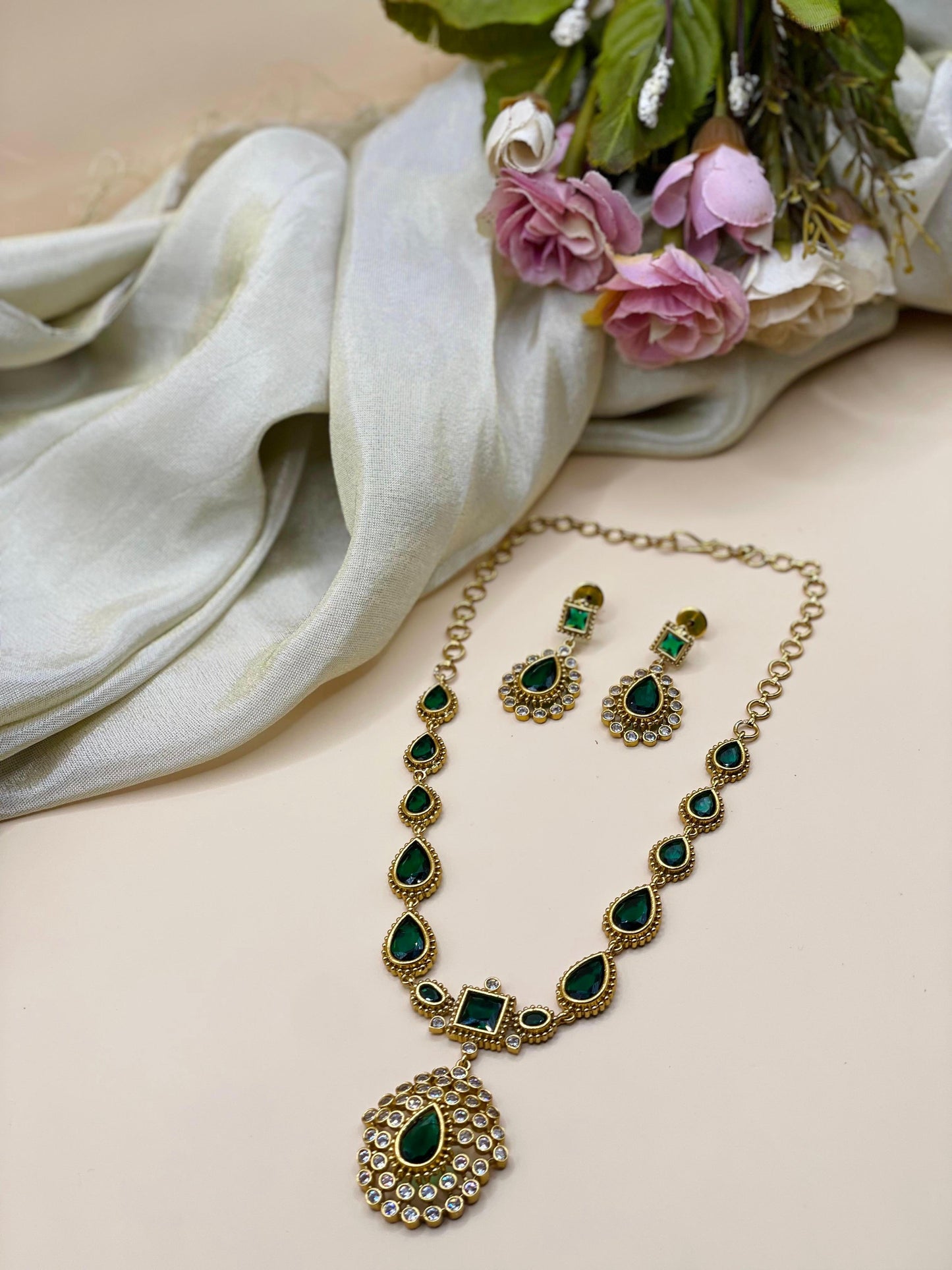 Emerald Radiance Necklace -AD020