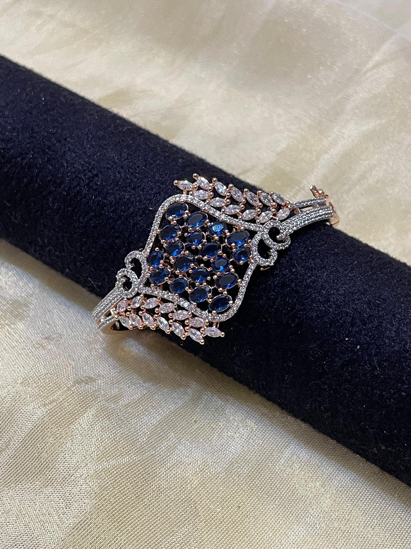 Midnight Royale Bangle-B019(03)