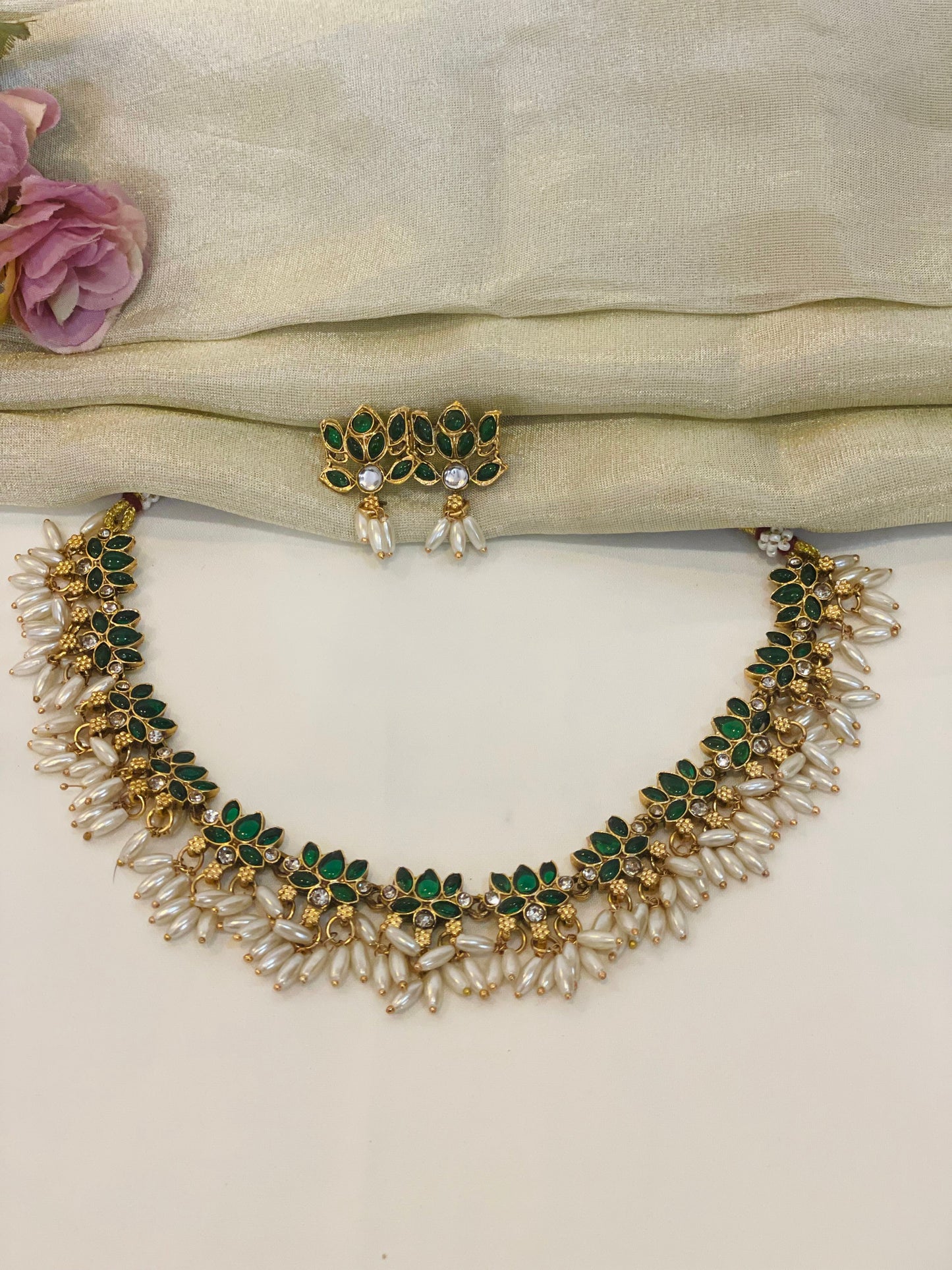 Emerald Lotus Pearl Necklace Set