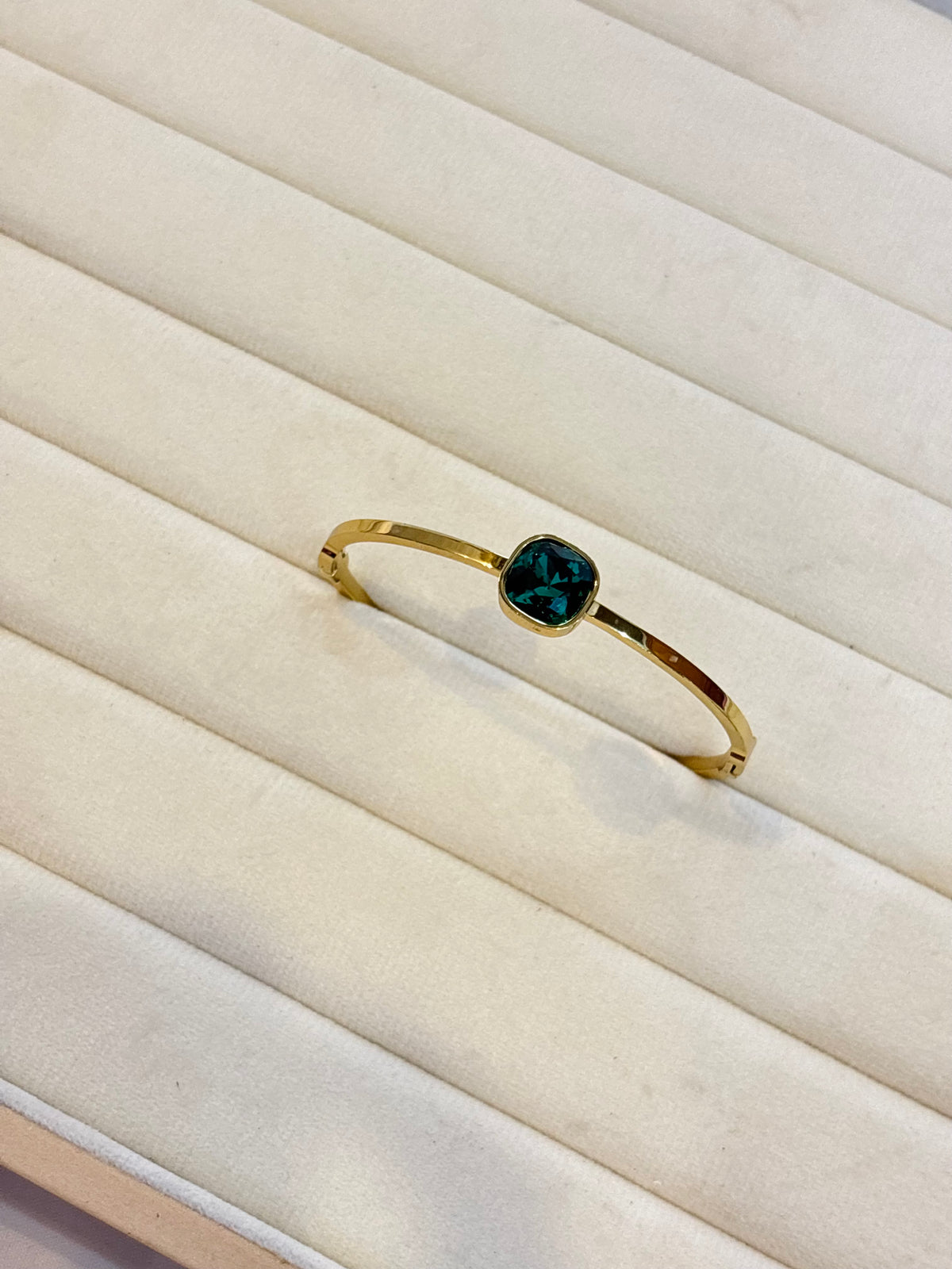Solitaire Crystal Bangle-B020