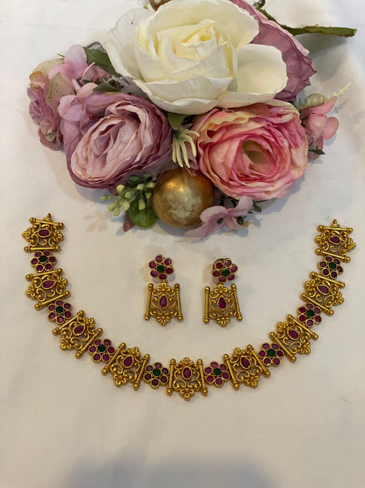 Traditional Gold-Tone Necklace