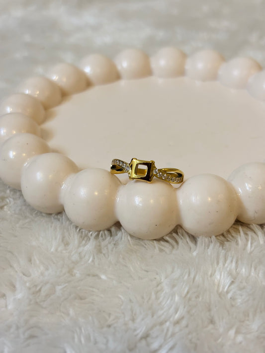 Luxe Square Halo Ring-R023