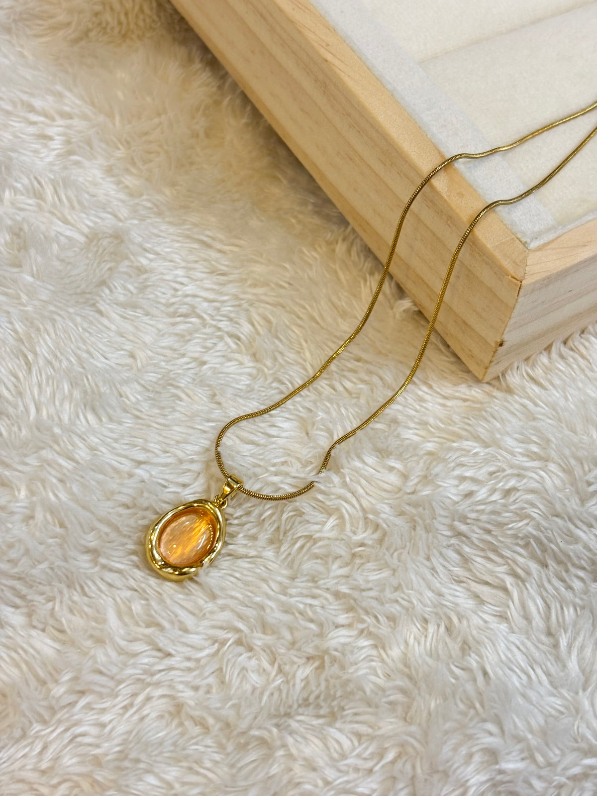 Golden Amber necklace-C014