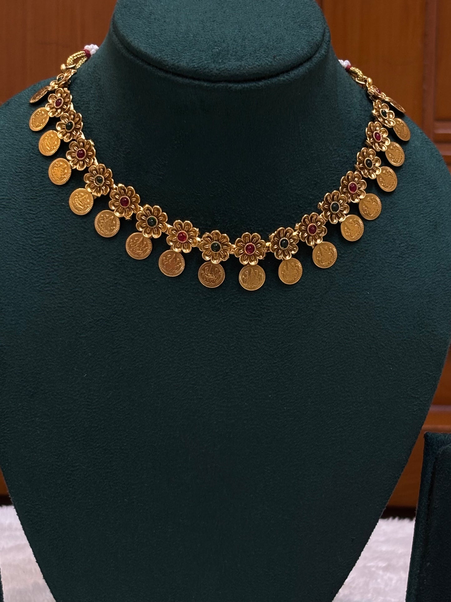 Floral coin choker-CH037