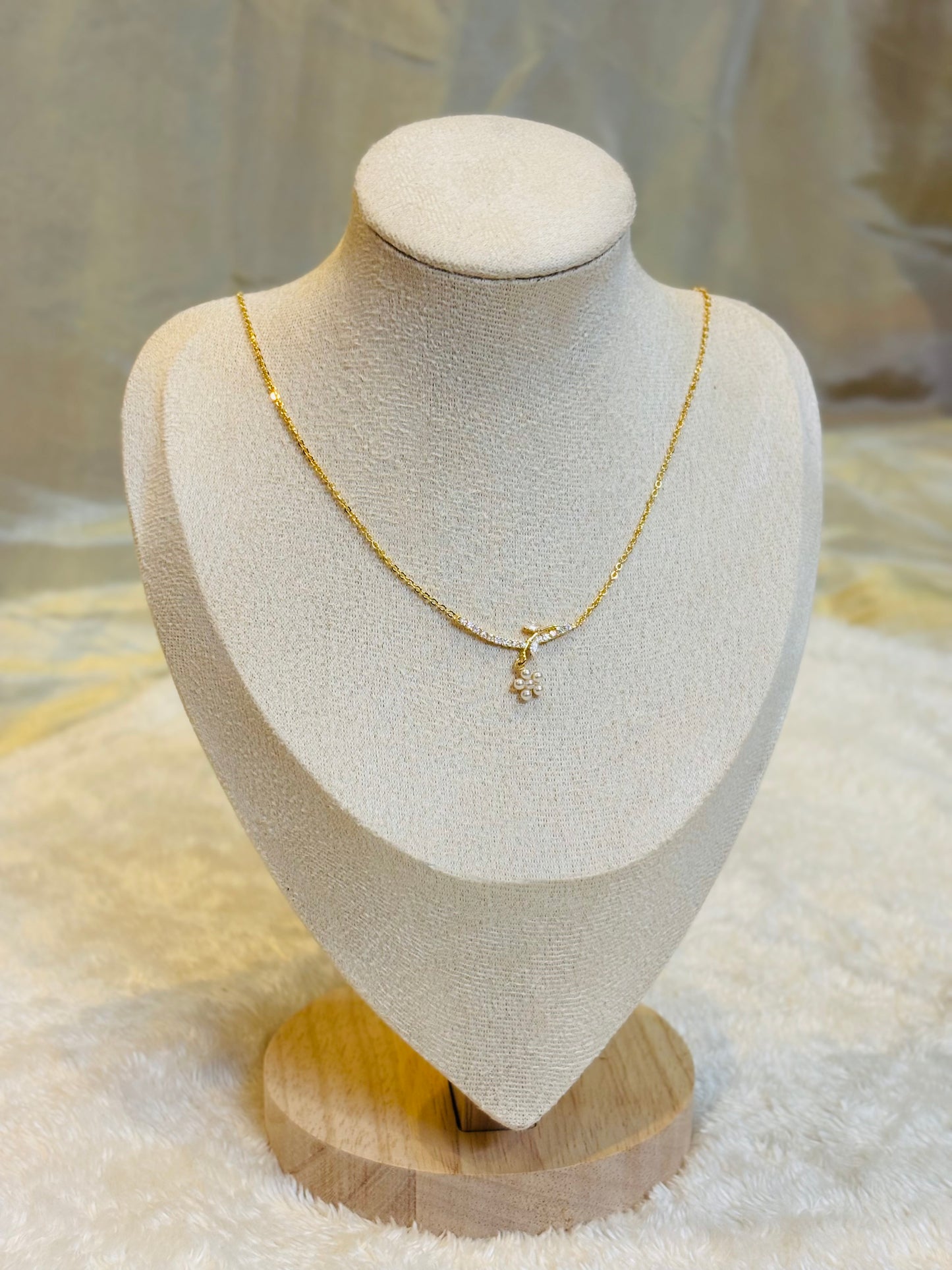 Pearl Bloom Charm Necklace-C01