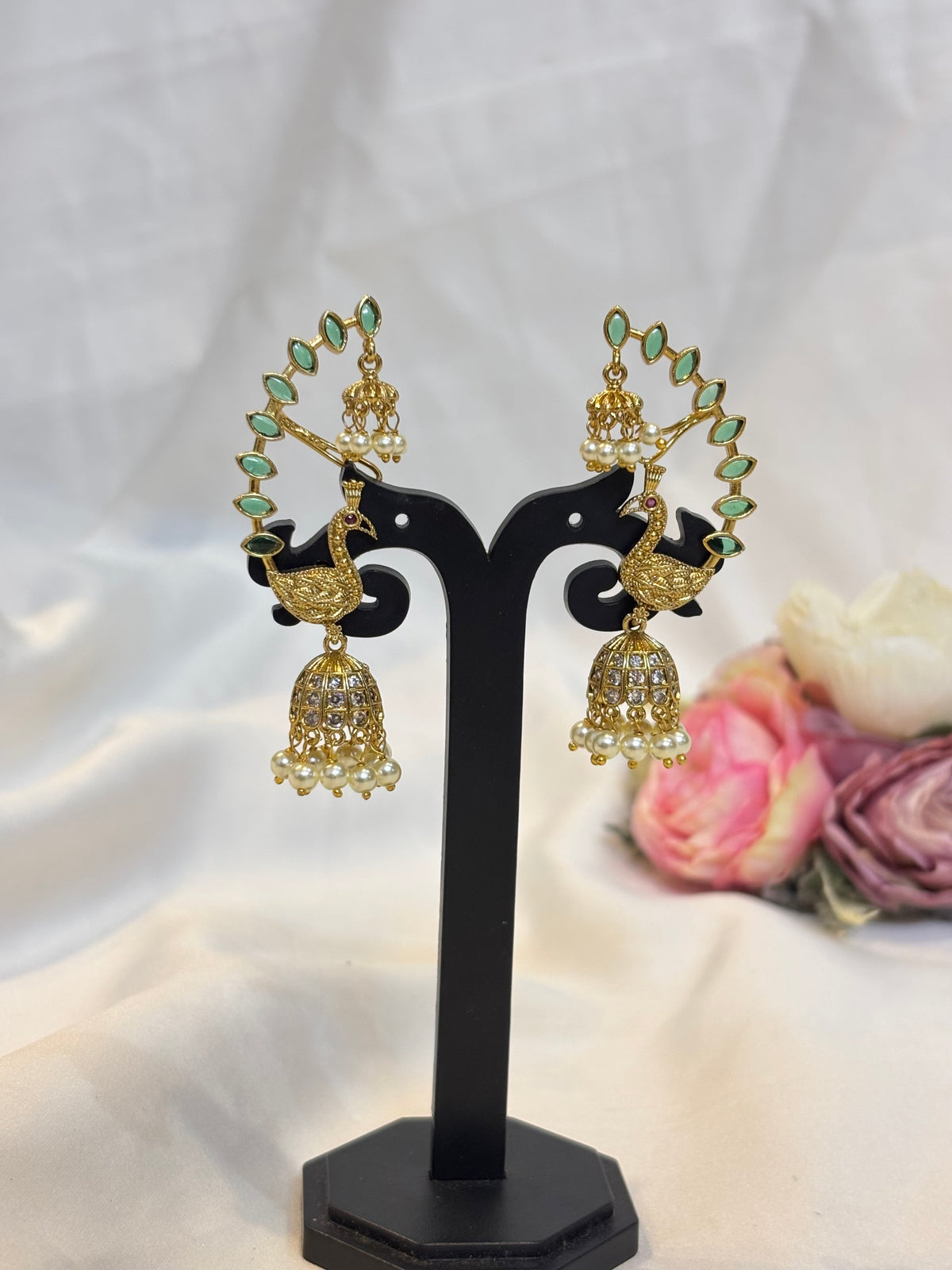 Peacock motif earcuff -J013