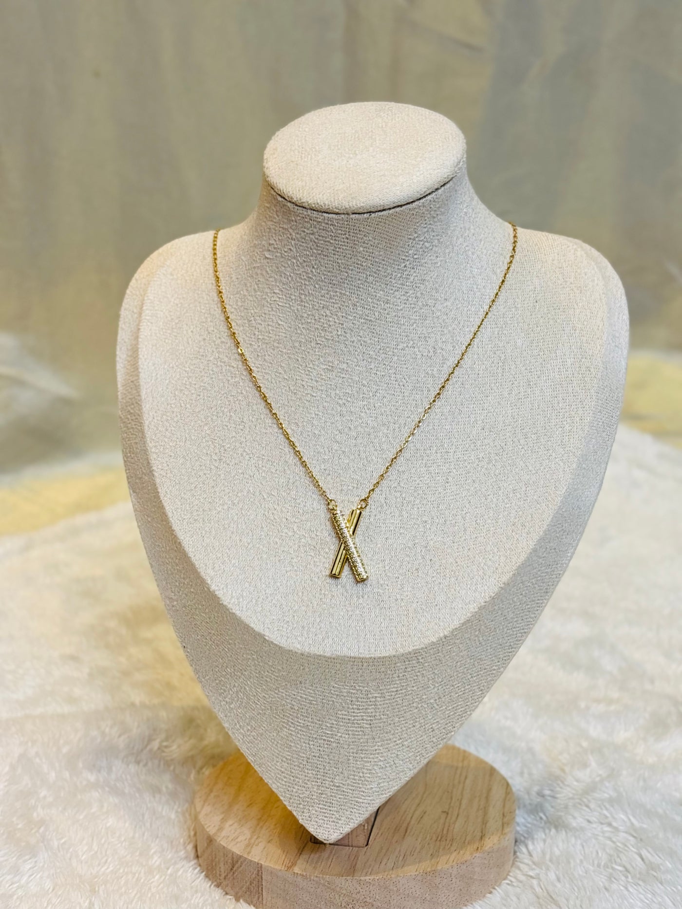 Crossroads Spark Necklace-C05