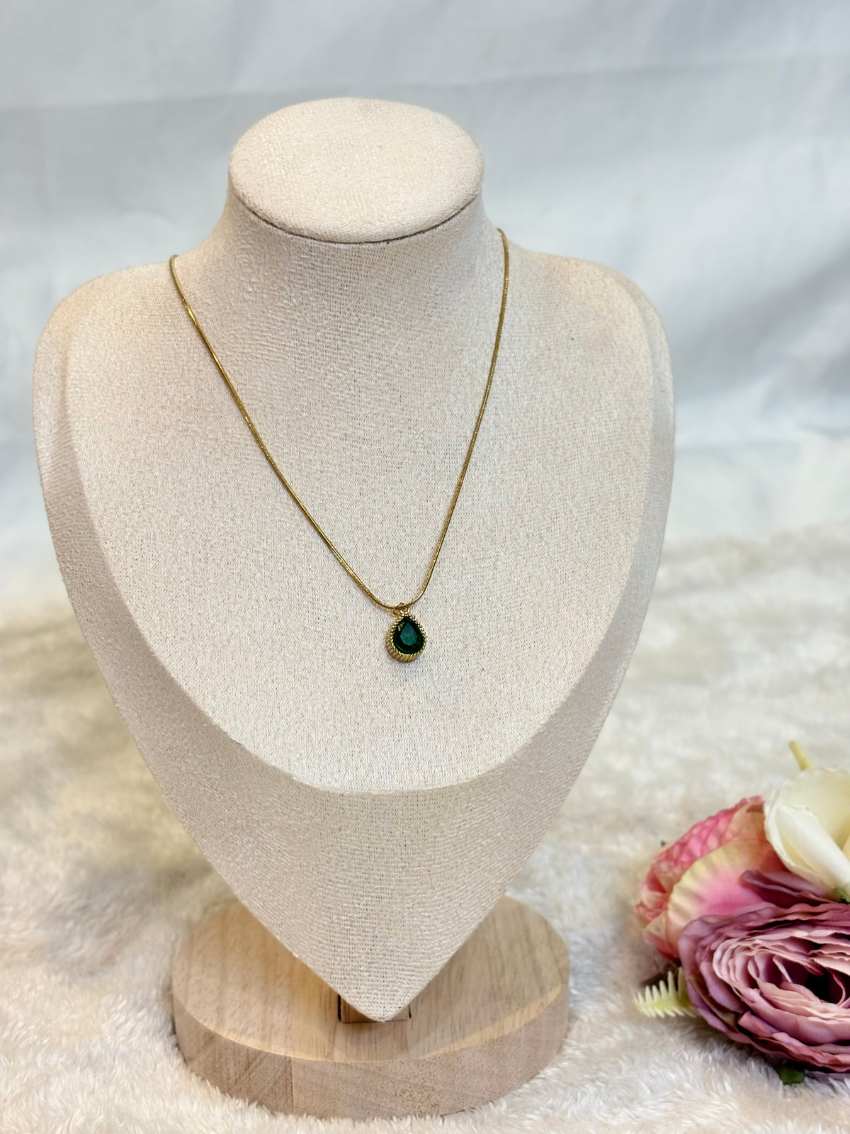 Emerald Teardrop Necklace-C013