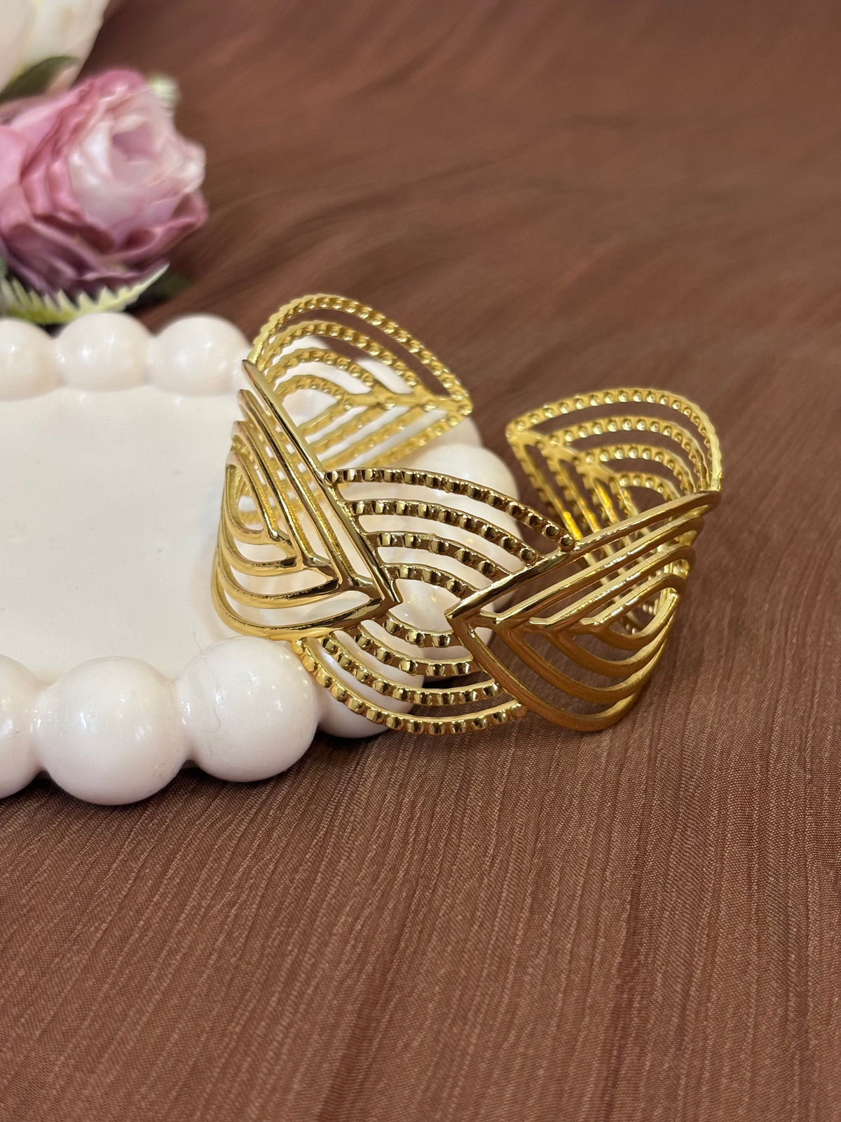 Luxe Leafline Cuff -B018