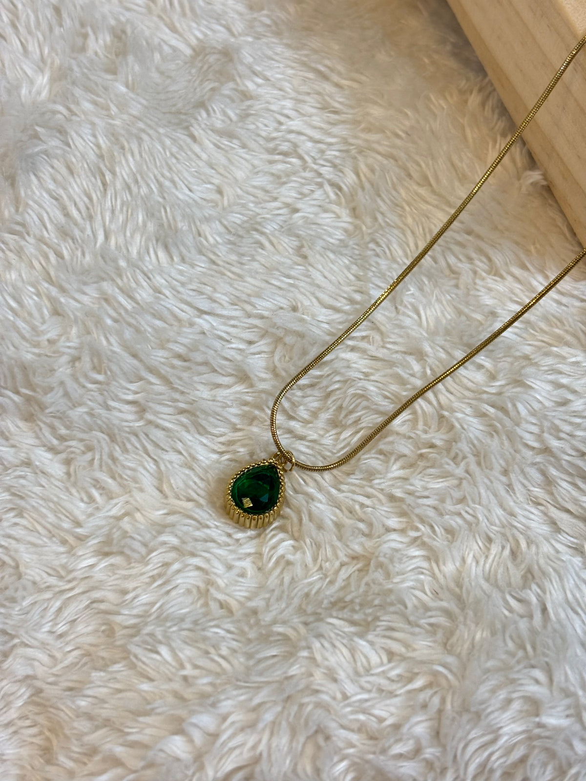 Emerald Teardrop Necklace-C013